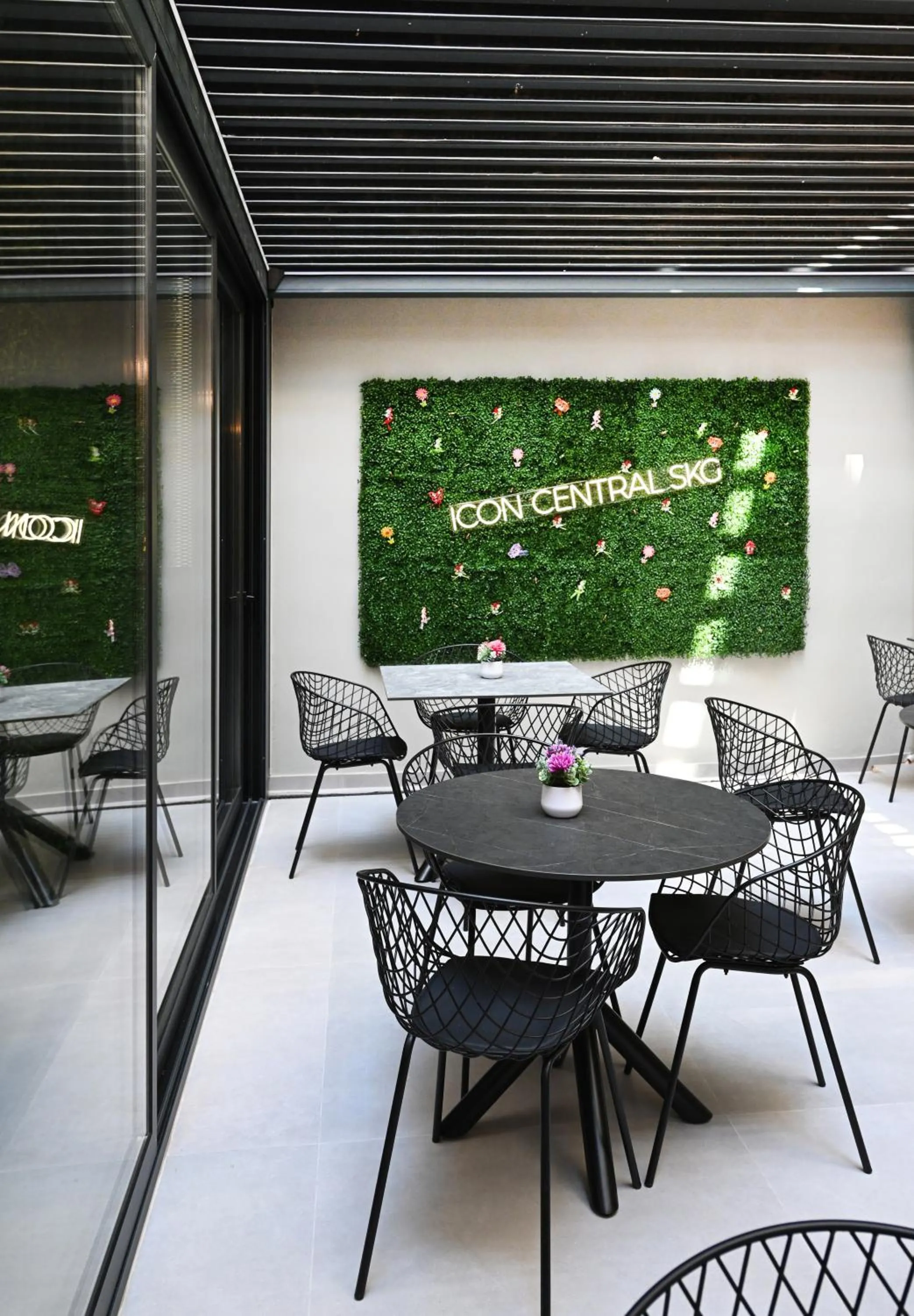 Seating area in Icon Central SKG