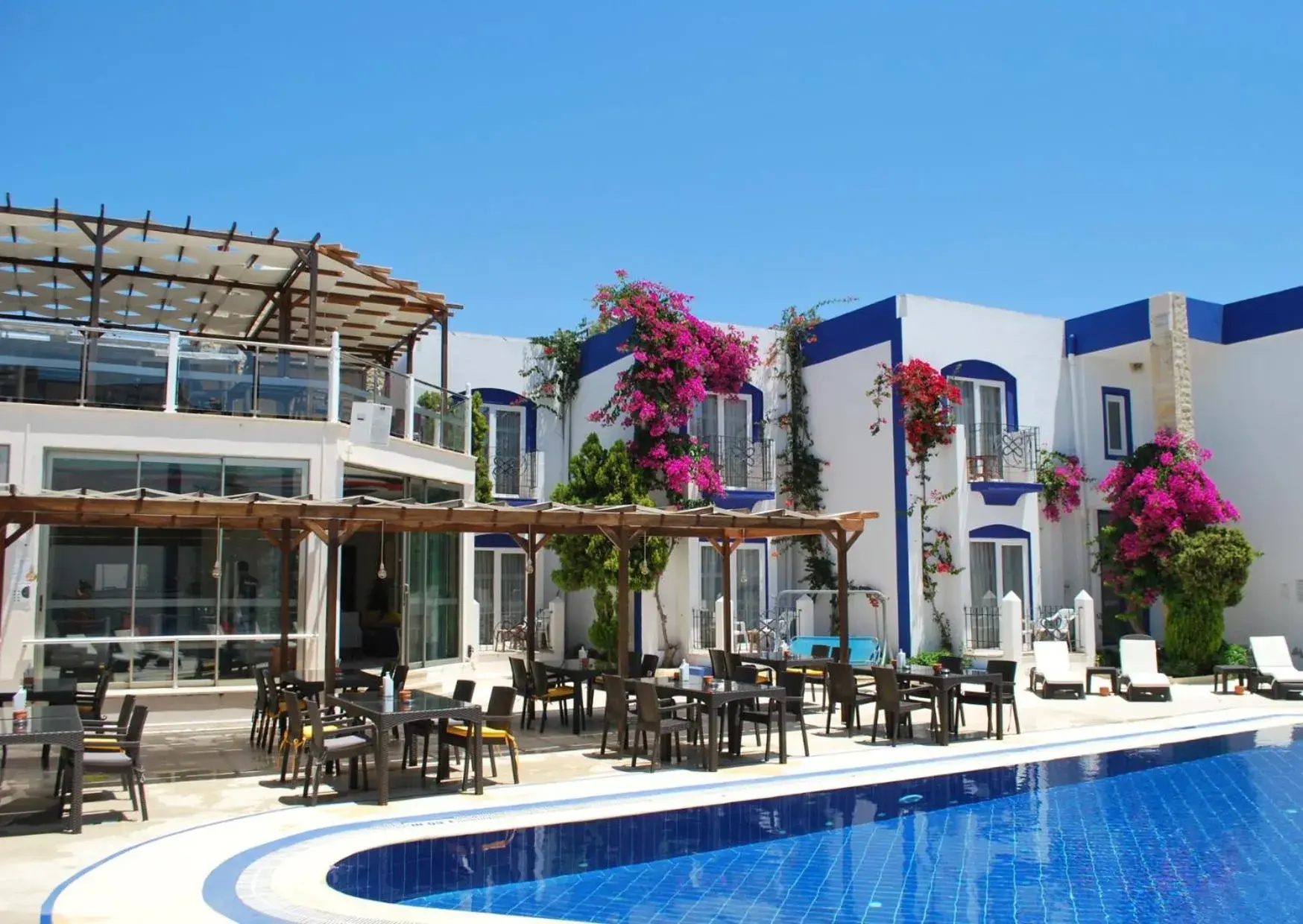Serpina Hotel Serpina Hotel