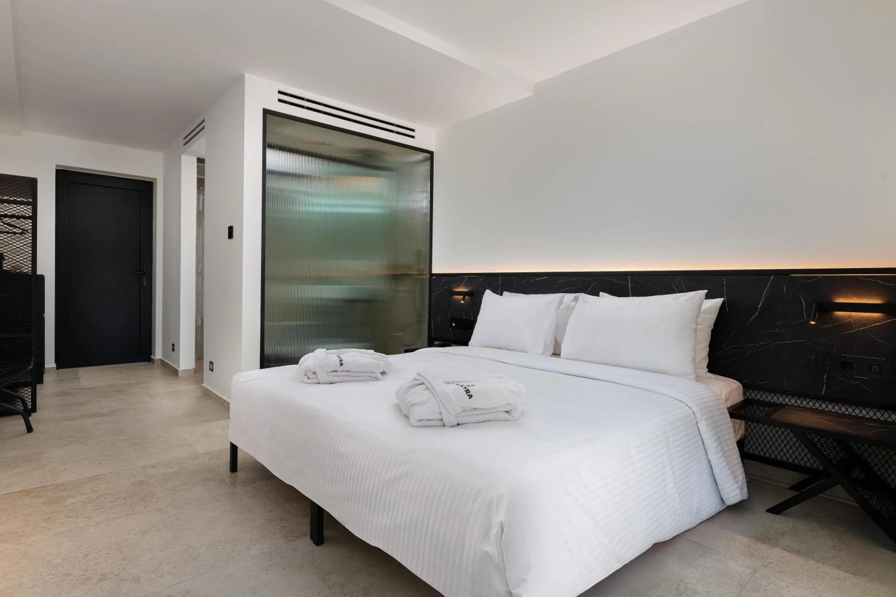 Bedroom, Bed in Agkyra Hotel