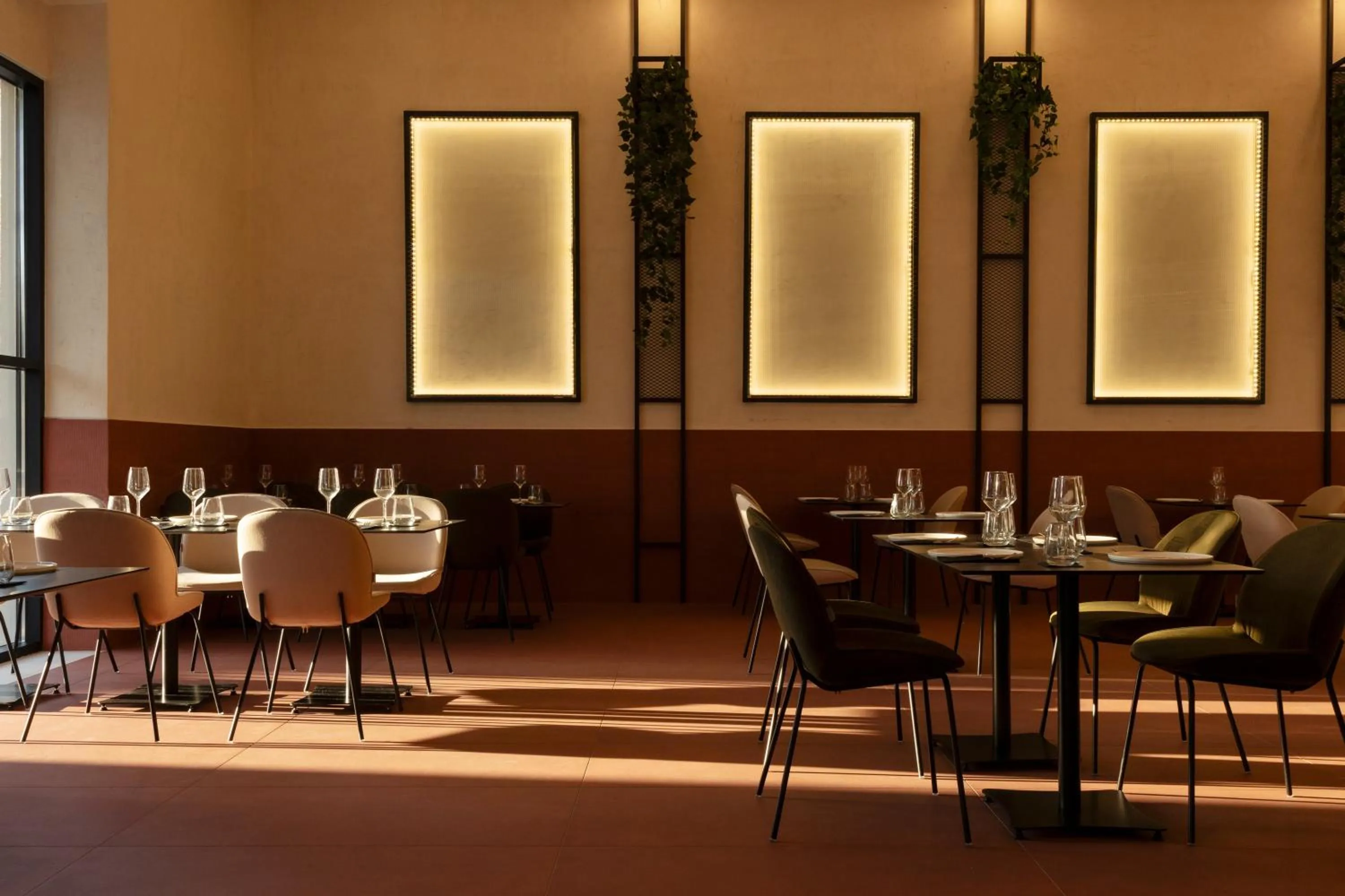 Restaurant/places to eat in Agkyra Hotel