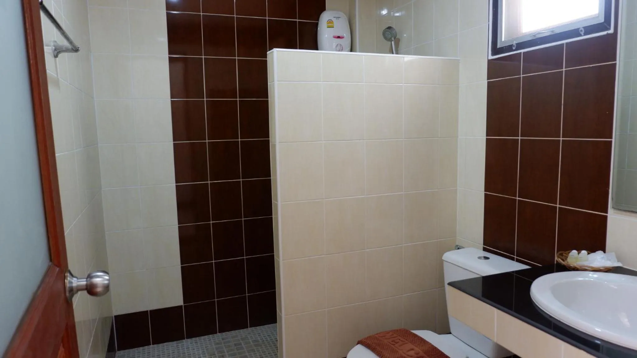 Resort Railumpoo (Farm and Camping)