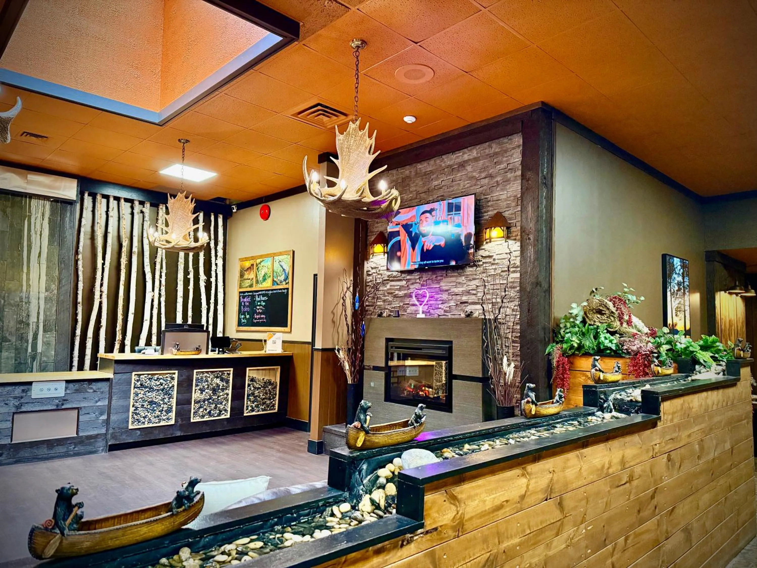 Property building in Quality Inn Fort Frances