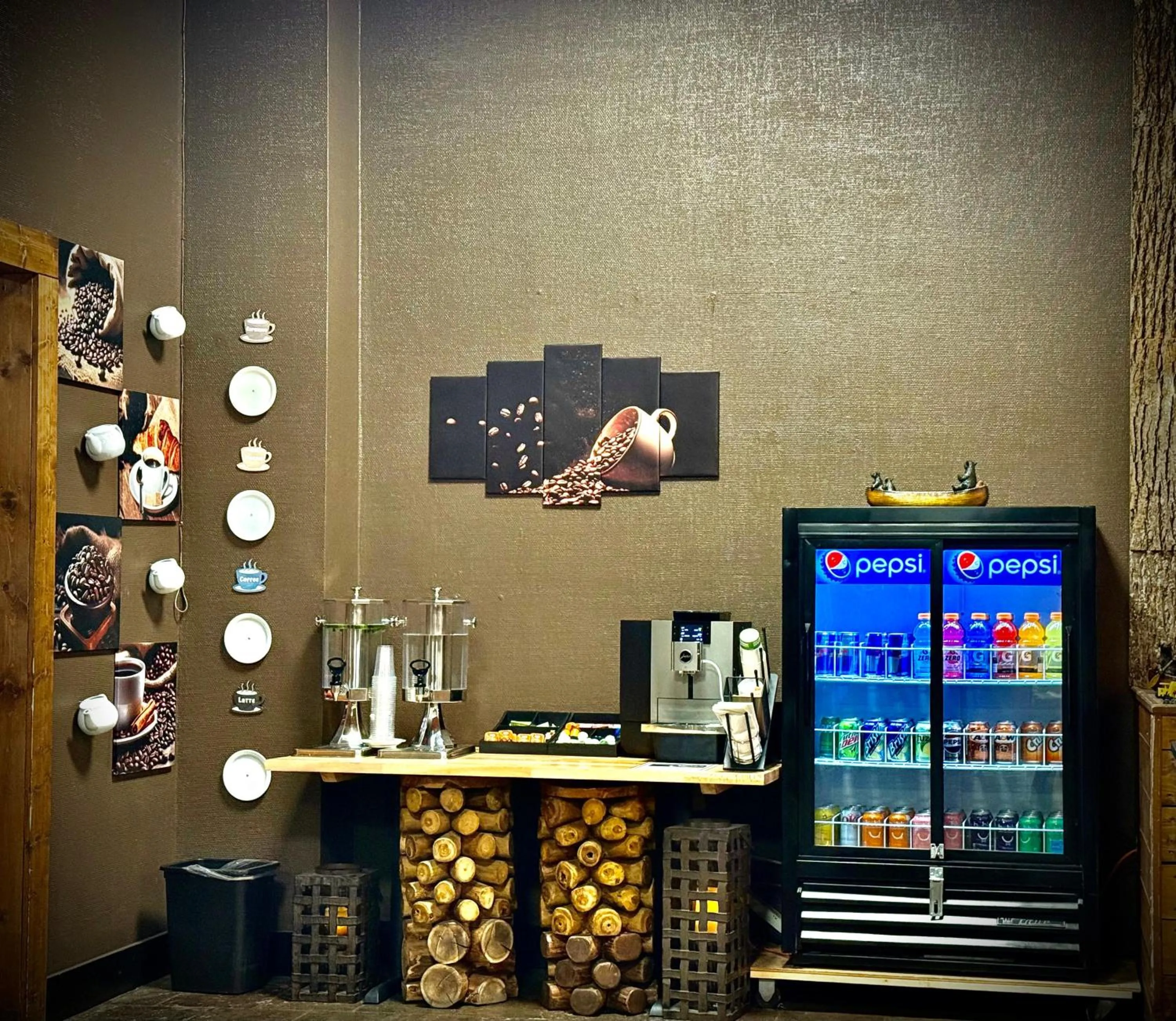 Coffee/tea facilities in Quality Inn Fort Frances