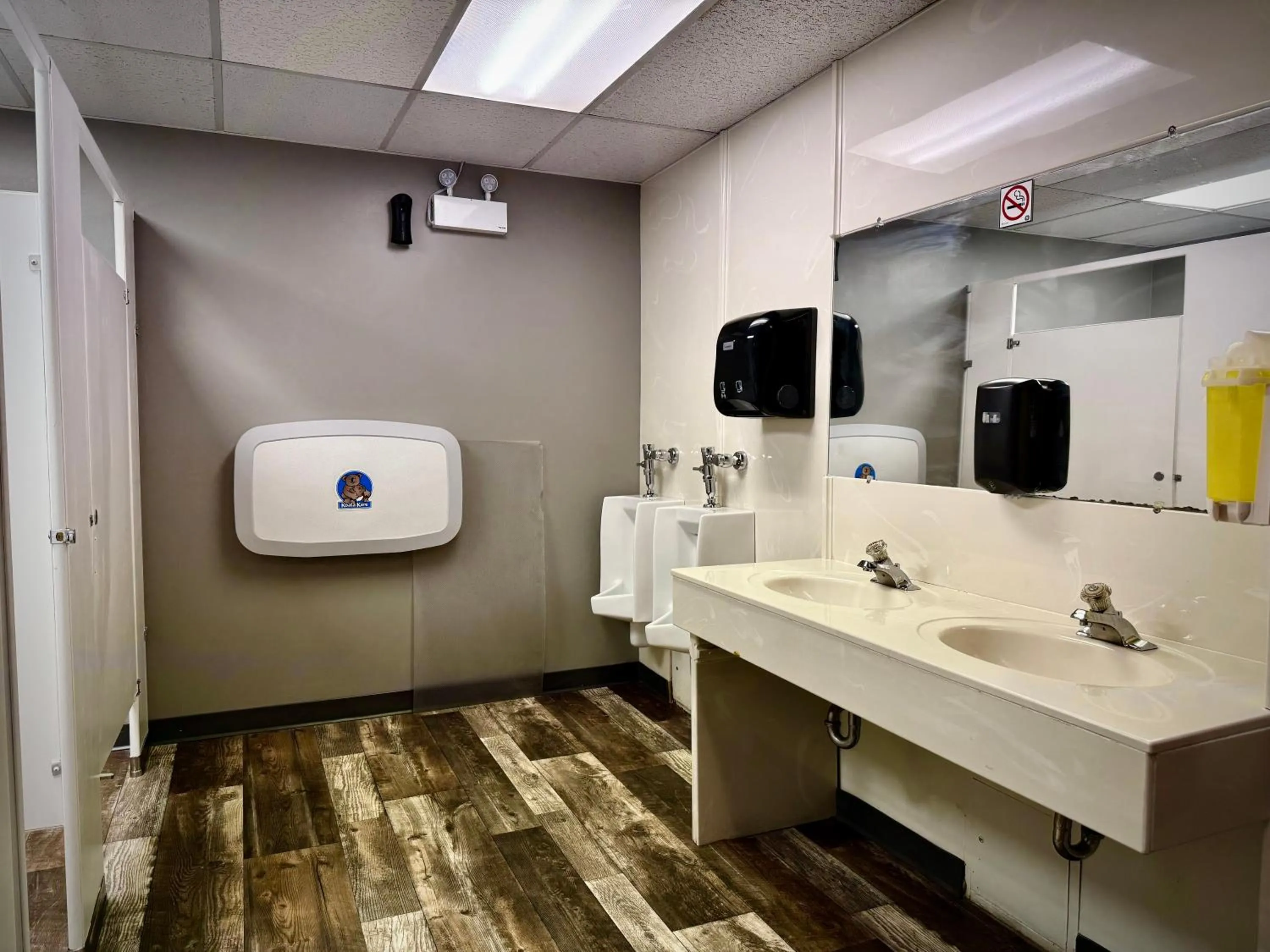 Bathroom in Quality Inn Fort Frances