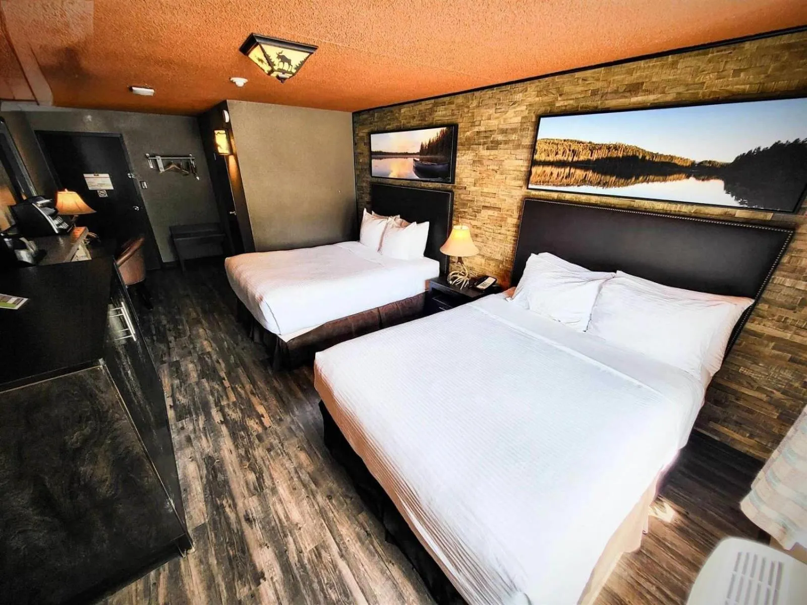 Bedroom, Bed in Quality Inn Fort Frances