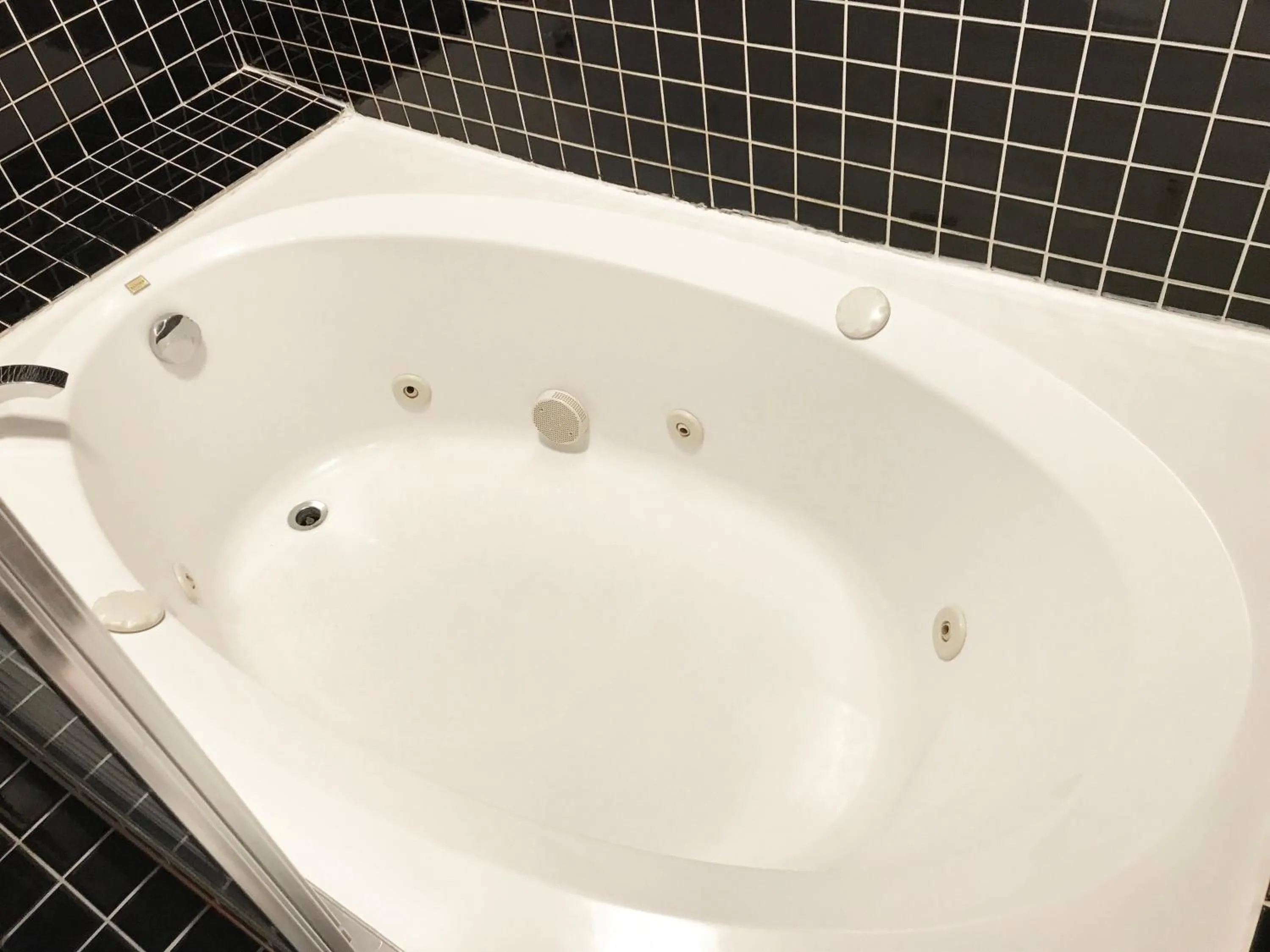 Shower in Copper River Inn