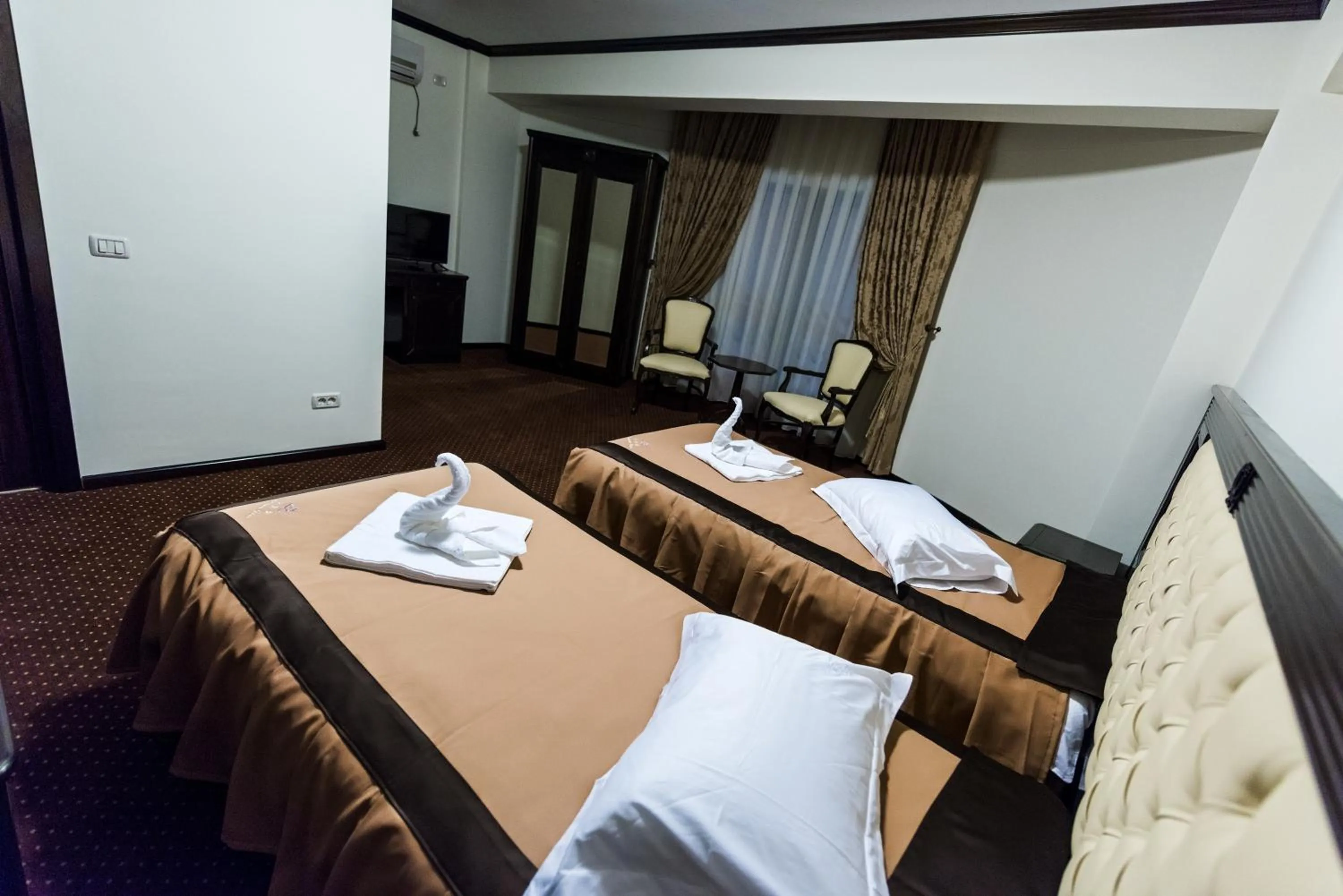 Bed in Pensiunea Iriss