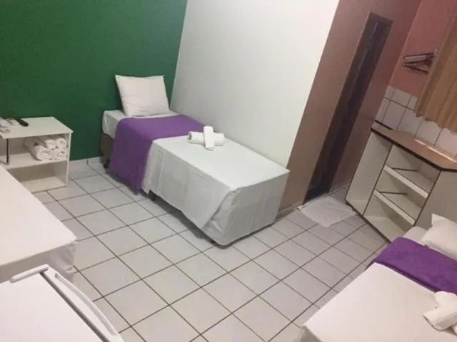 Photo of the whole room, Bed in Acapu Hotel