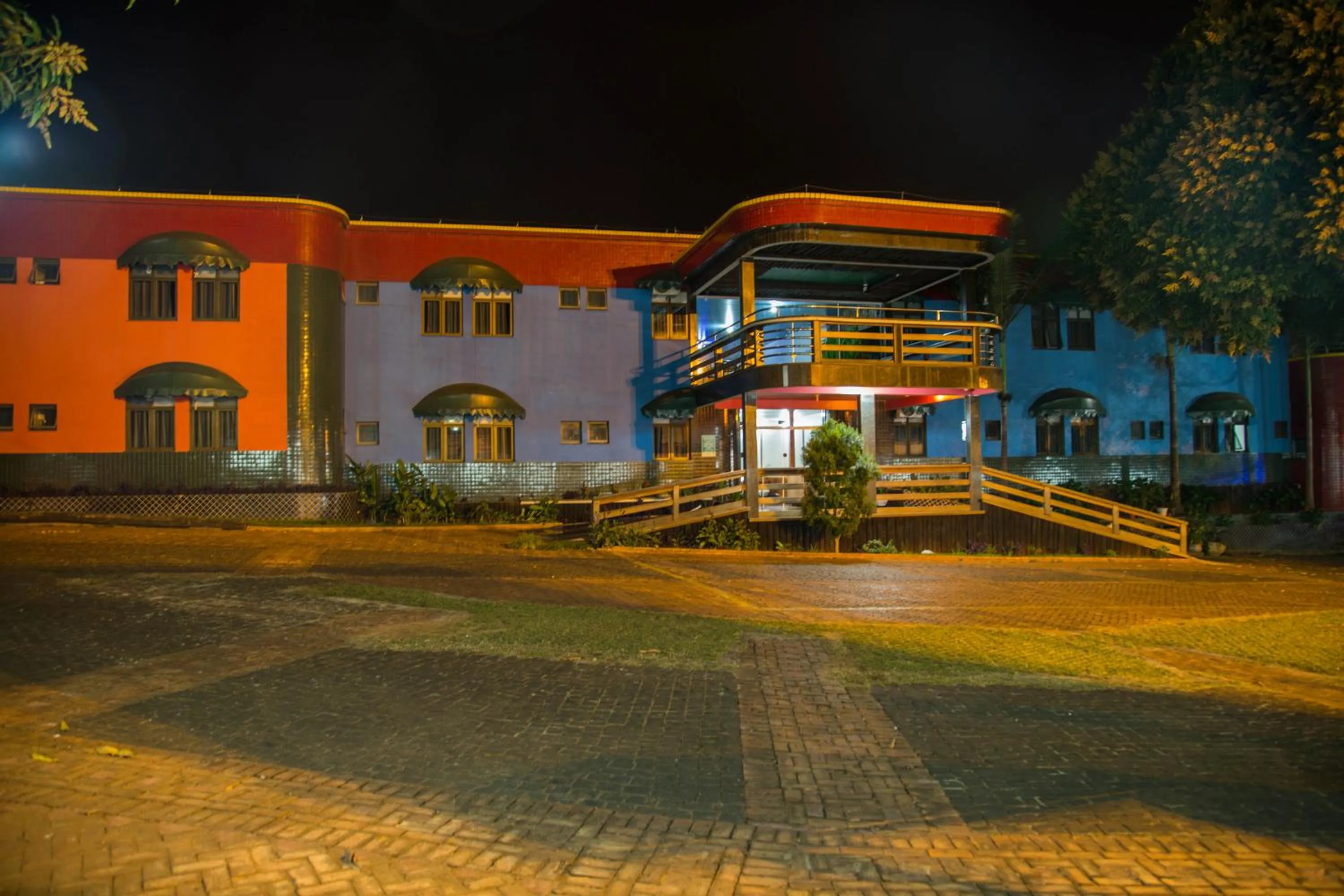 Facade/entrance in Acapu Hotel