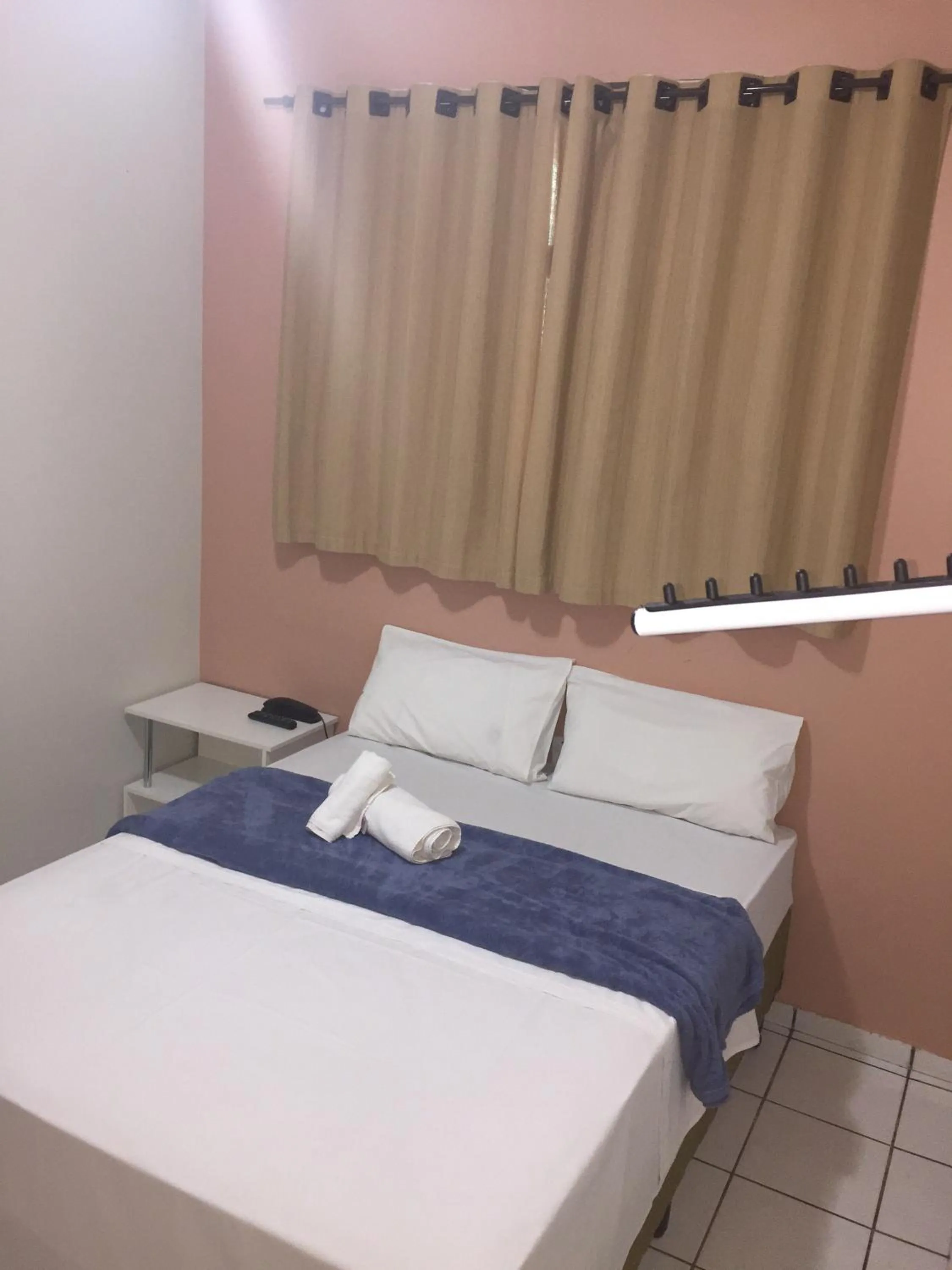 Photo of the whole room, Bed in Acapu Hotel