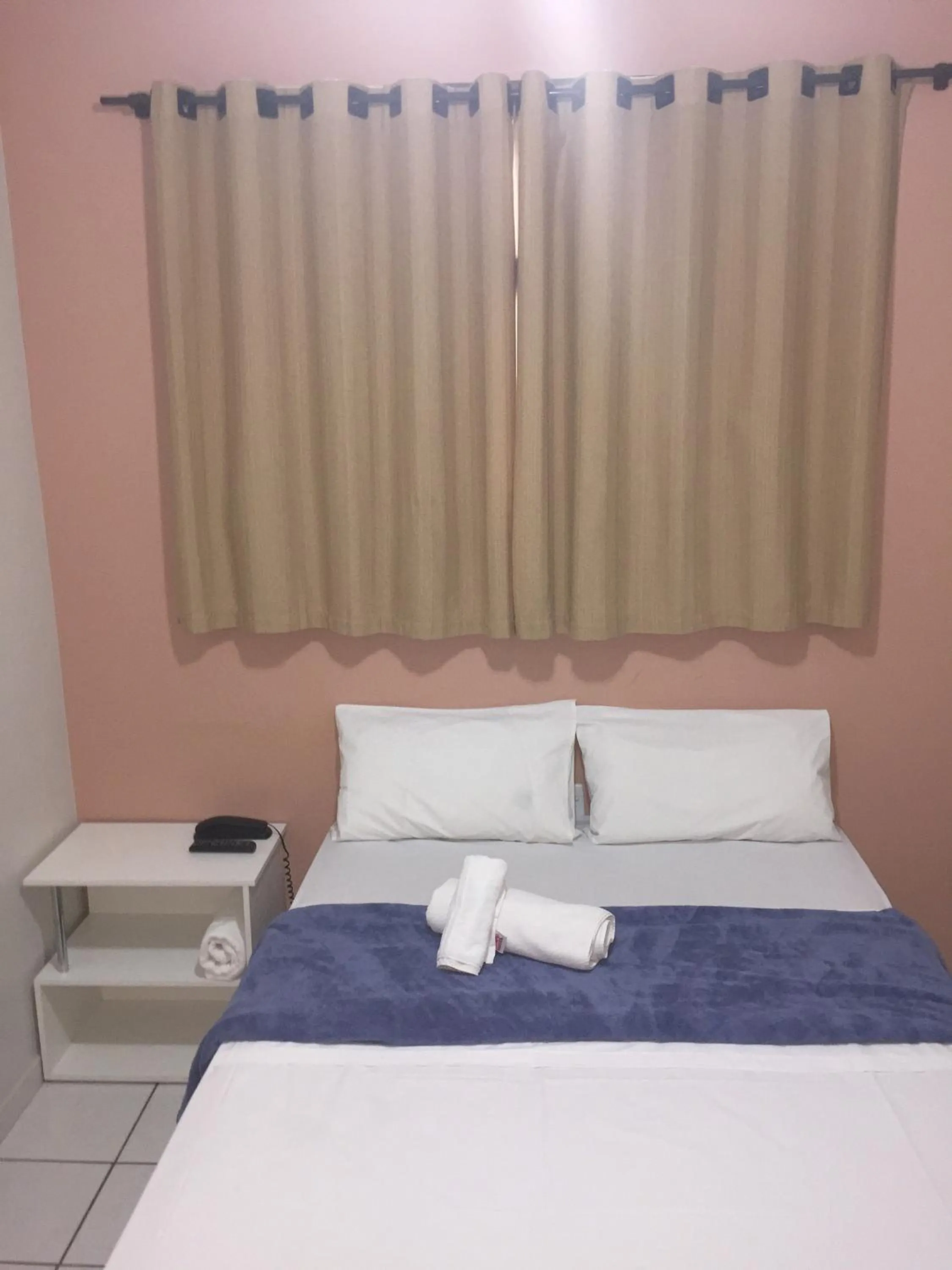 Photo of the whole room, Bed in Acapu Hotel