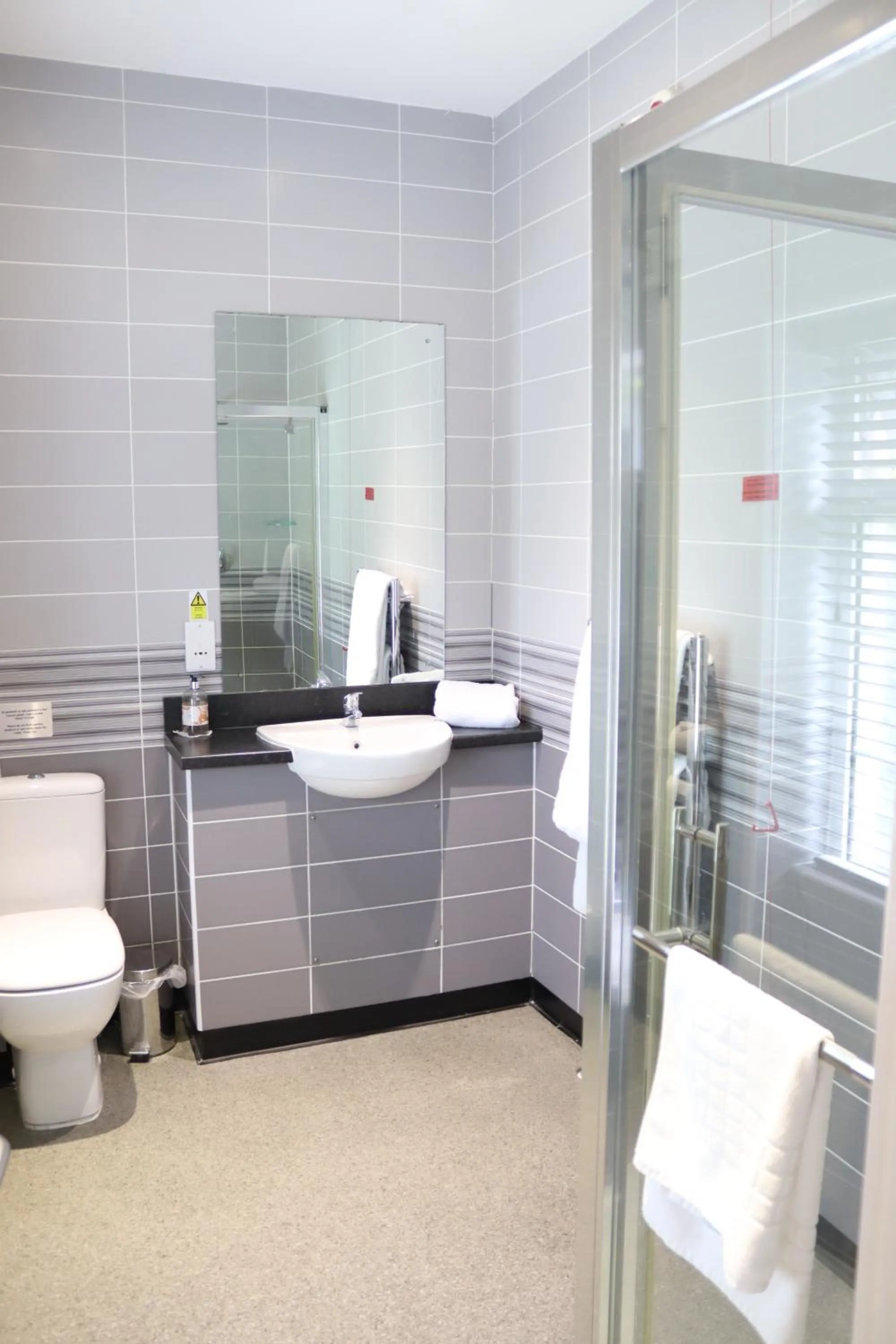 Bathroom in Gwesty Seren Hotel