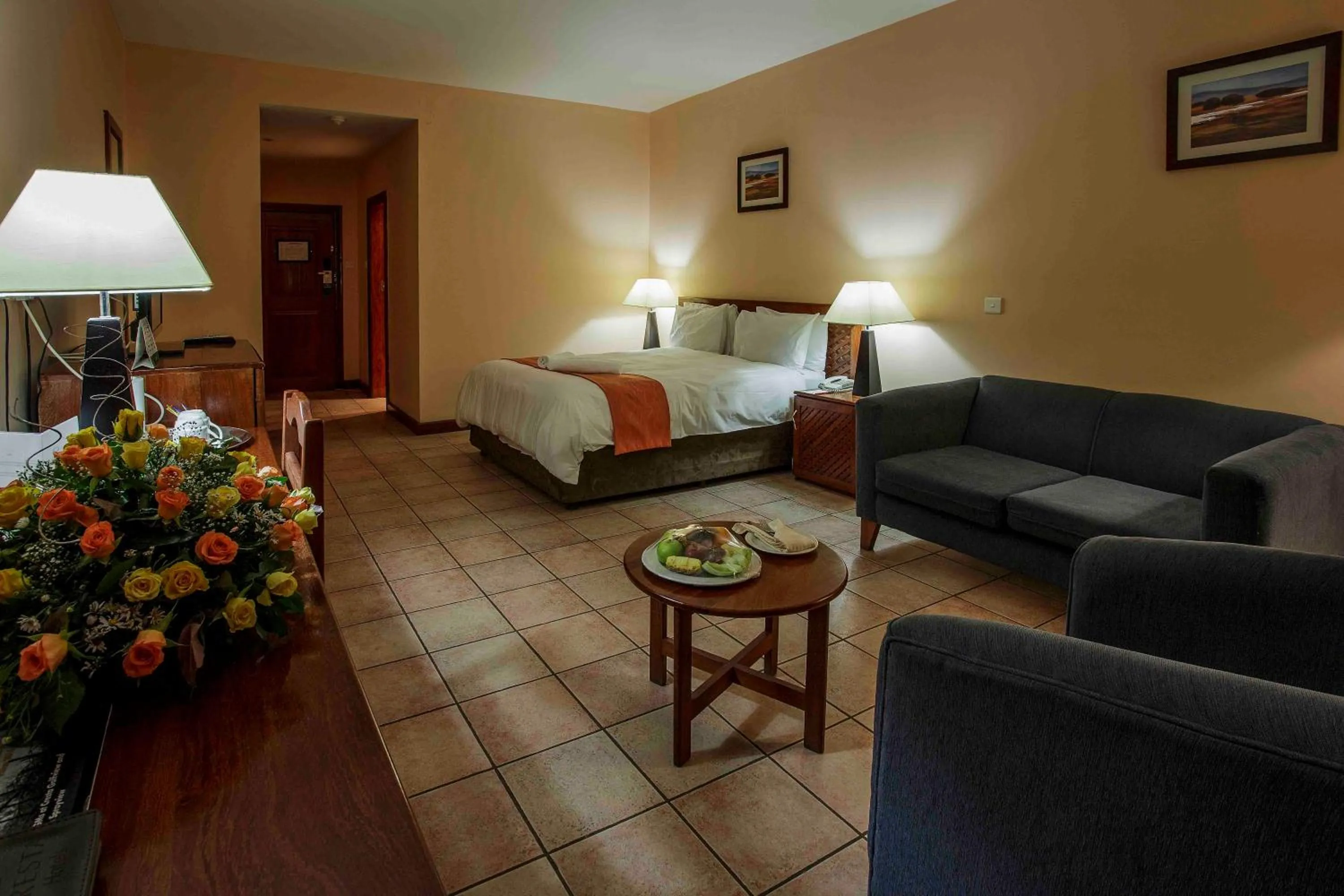 Bed in M'kango Golfview Hotel