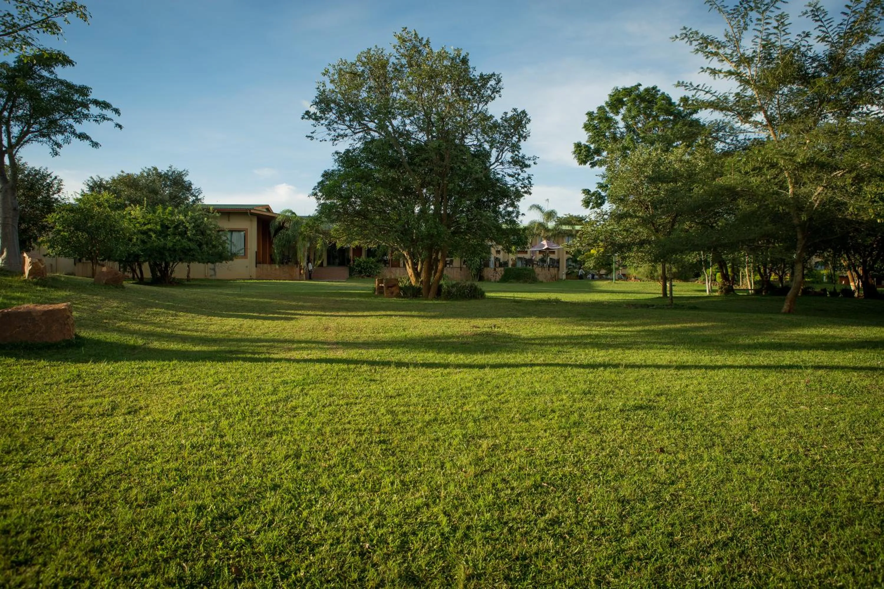 Garden in M'kango Golfview Hotel