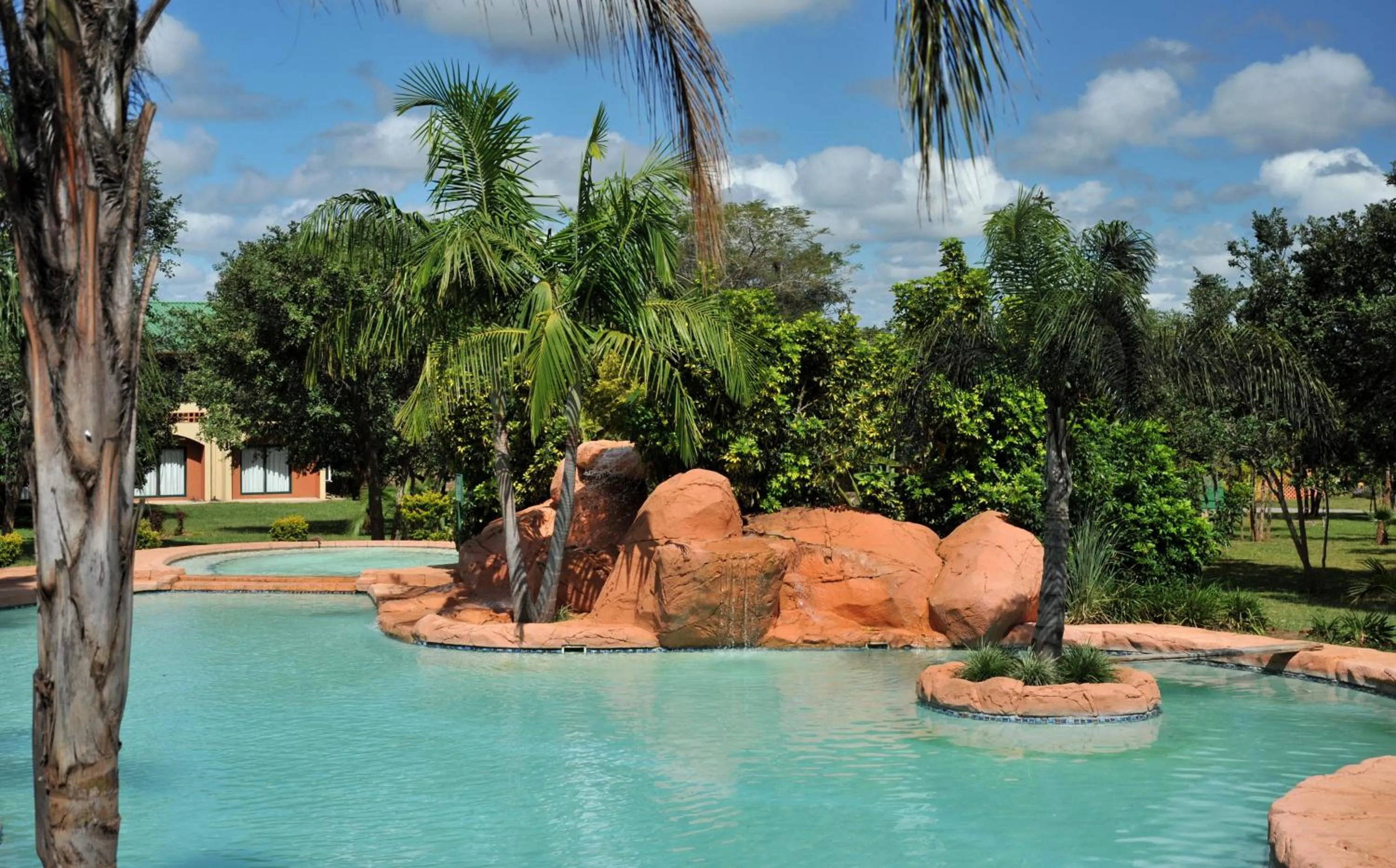 Garden in M'kango Golfview Hotel
