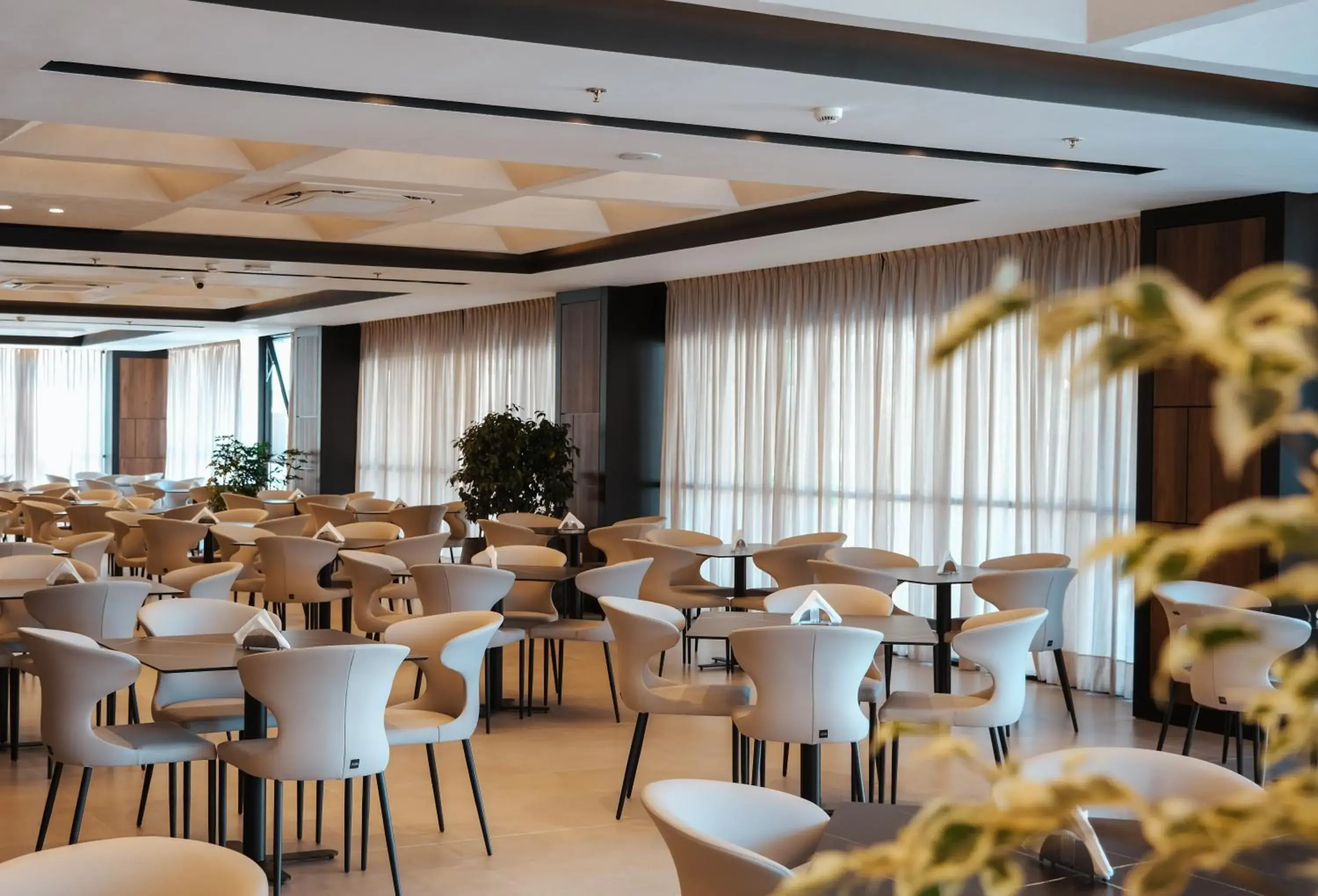 Restaurant/places to eat in Grand VM Conference & SPA Restaurant/places to eat in Grand VM Conference & SPA