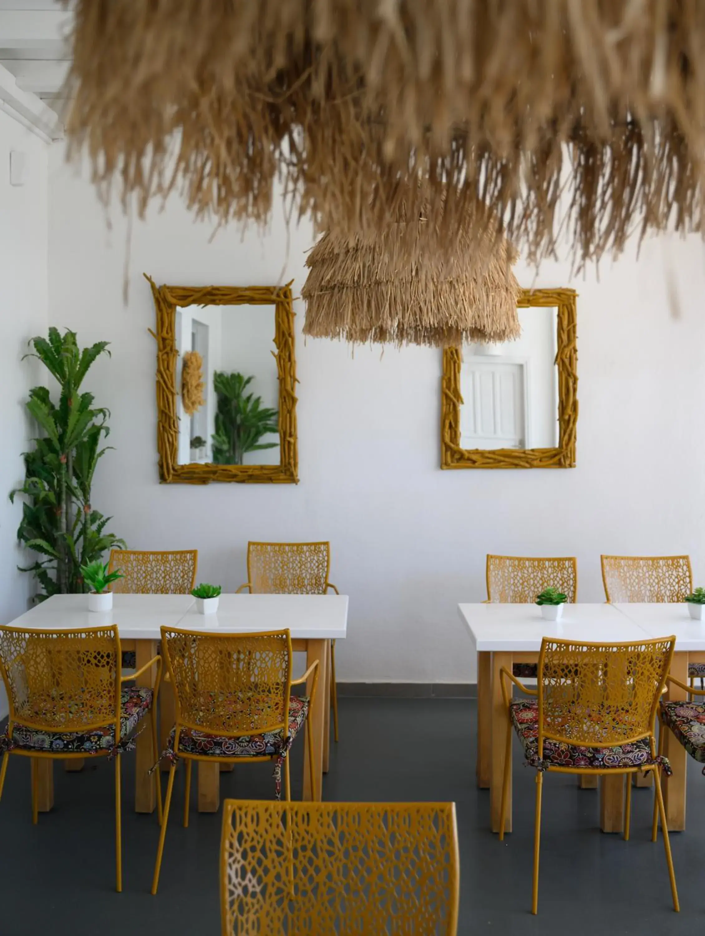 Restaurant/places to eat in Impressive One Restaurant/places to eat in Impressive One