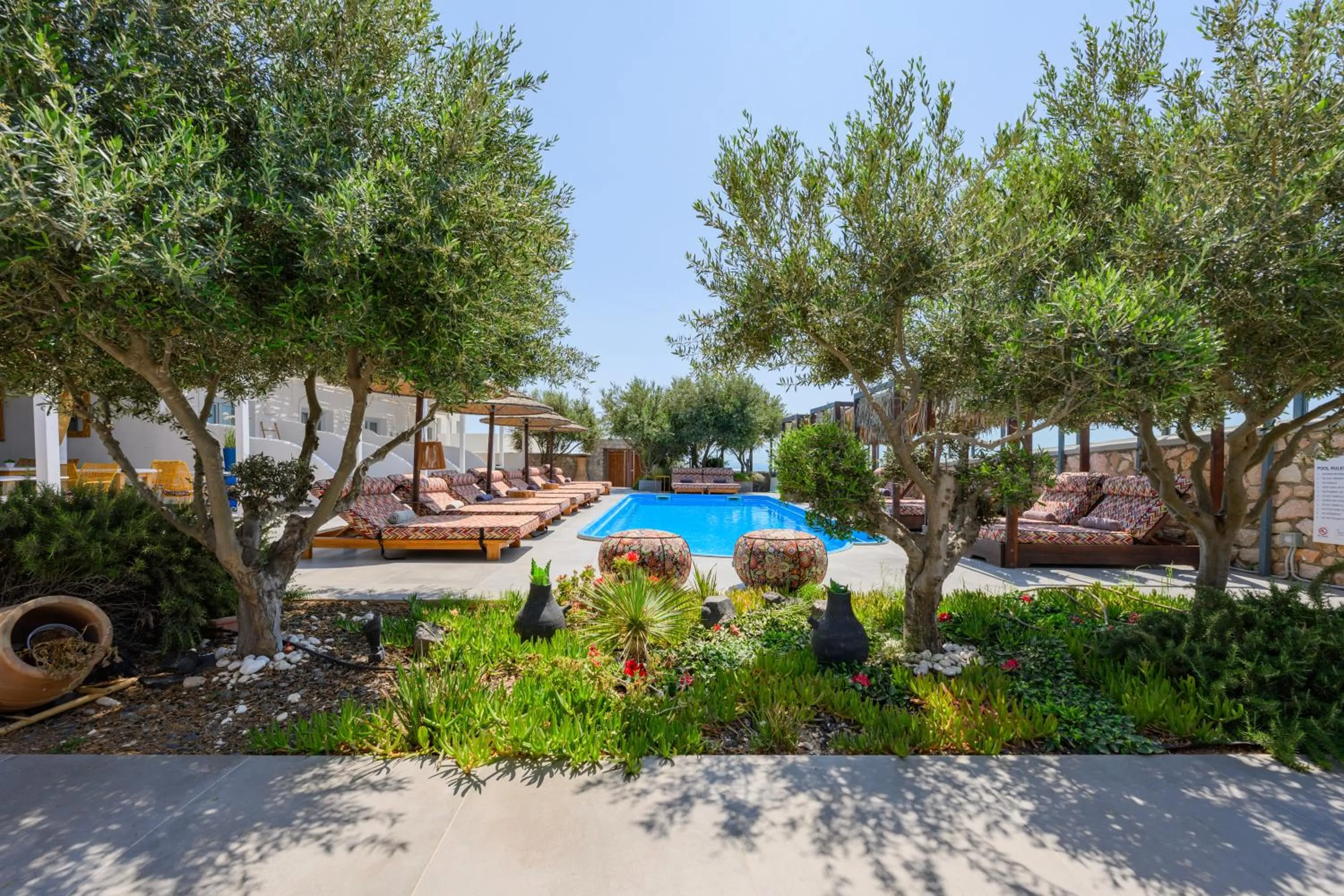 Pool view in Impressive One