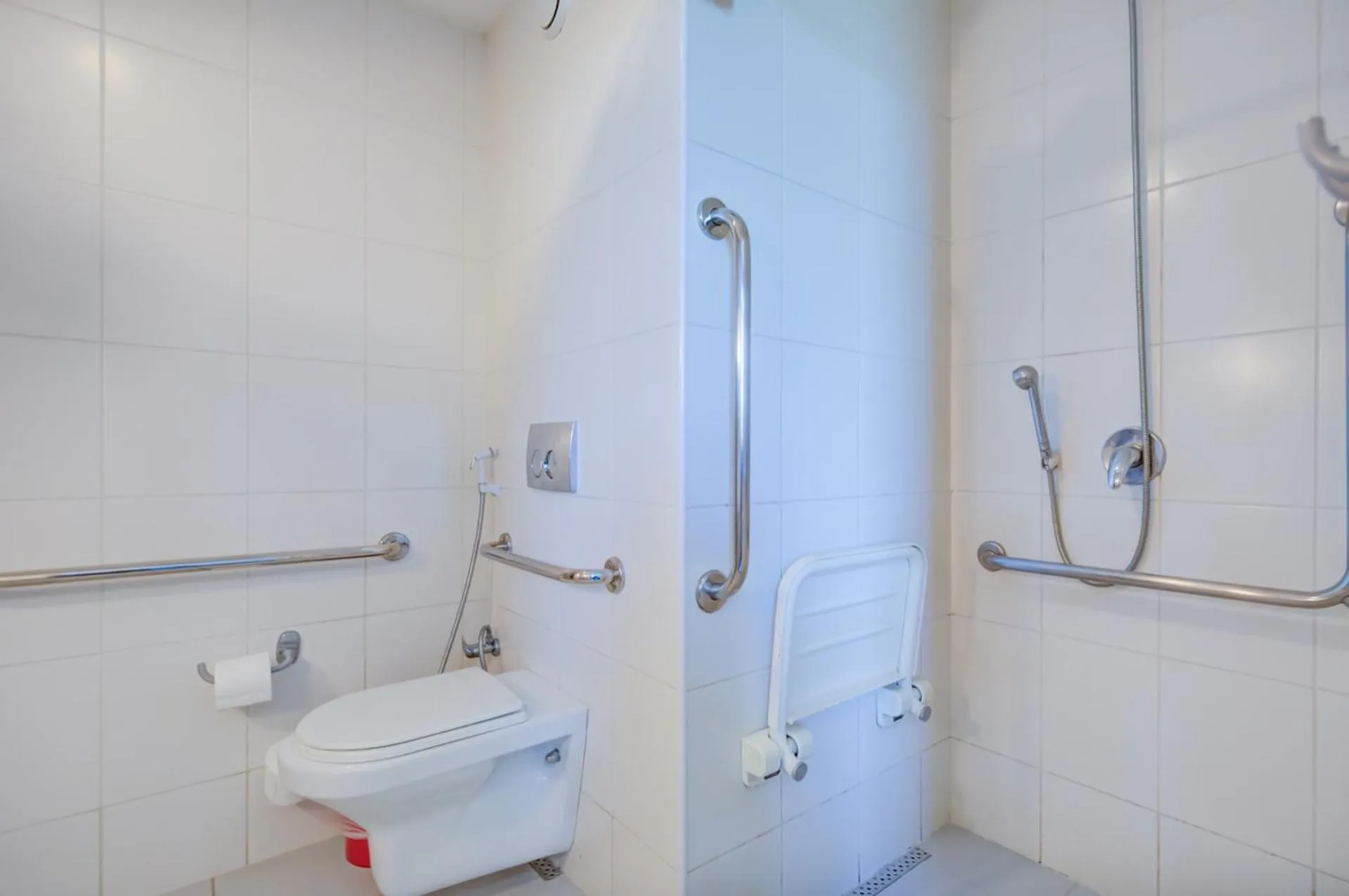 Bathroom in ibis Rio de Janeiro Barra da Tijuca