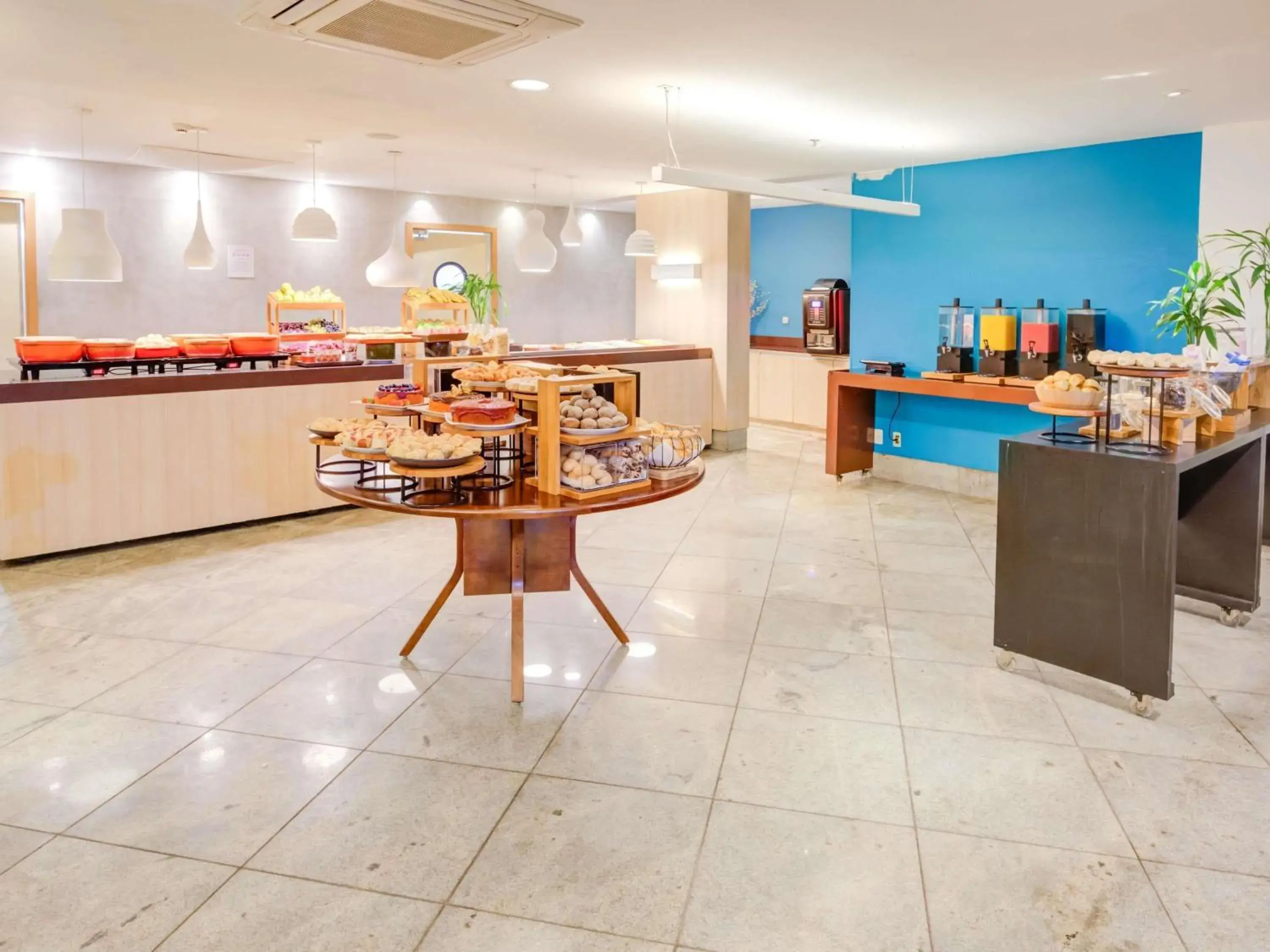 Restaurant/places to eat in ibis Rio de Janeiro Barra da Tijuca Restaurant/places to eat in ibis Rio de Janeiro Barra da Tijuca