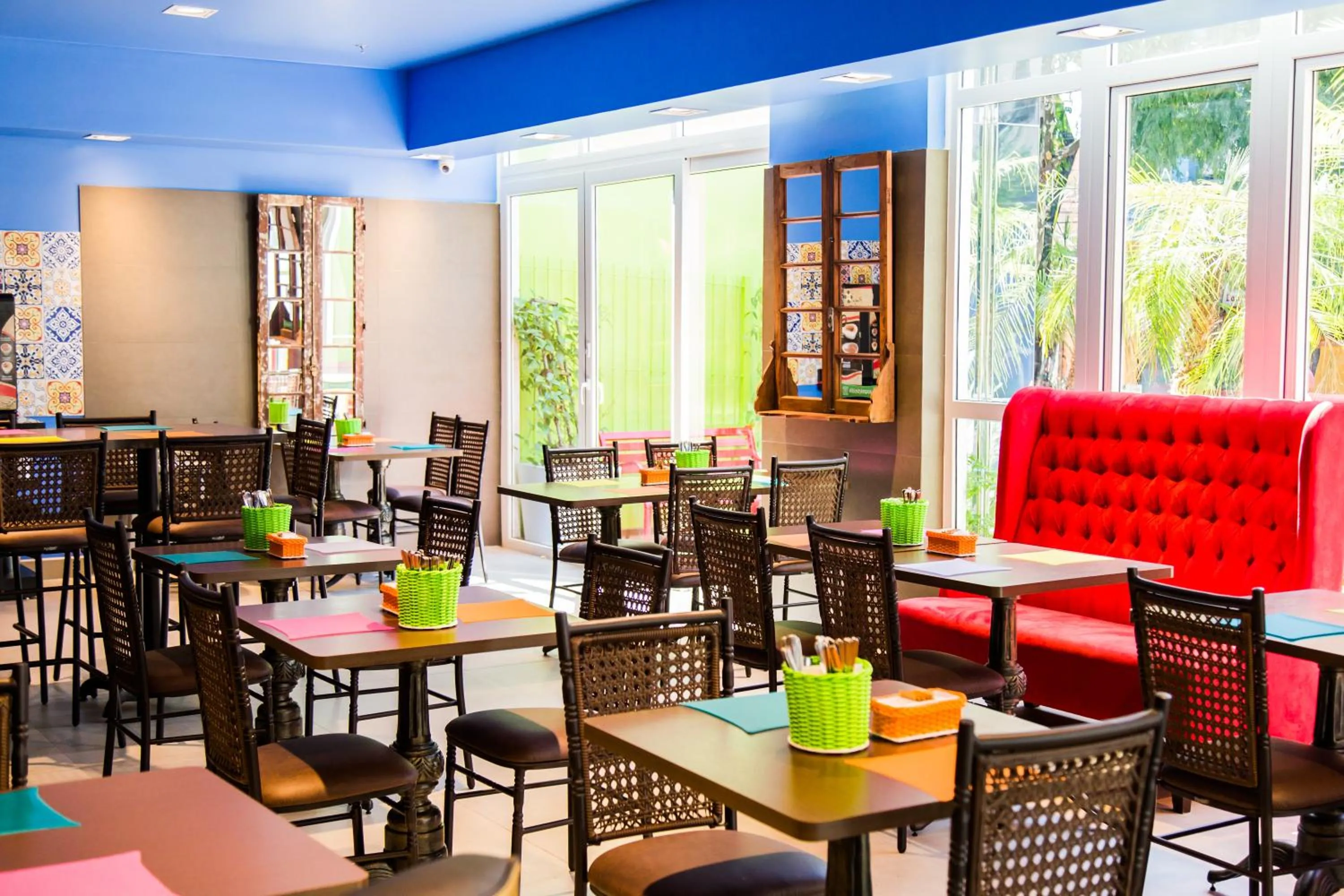 Restaurant/places to eat in Ibis Styles Porto Alegre Centro