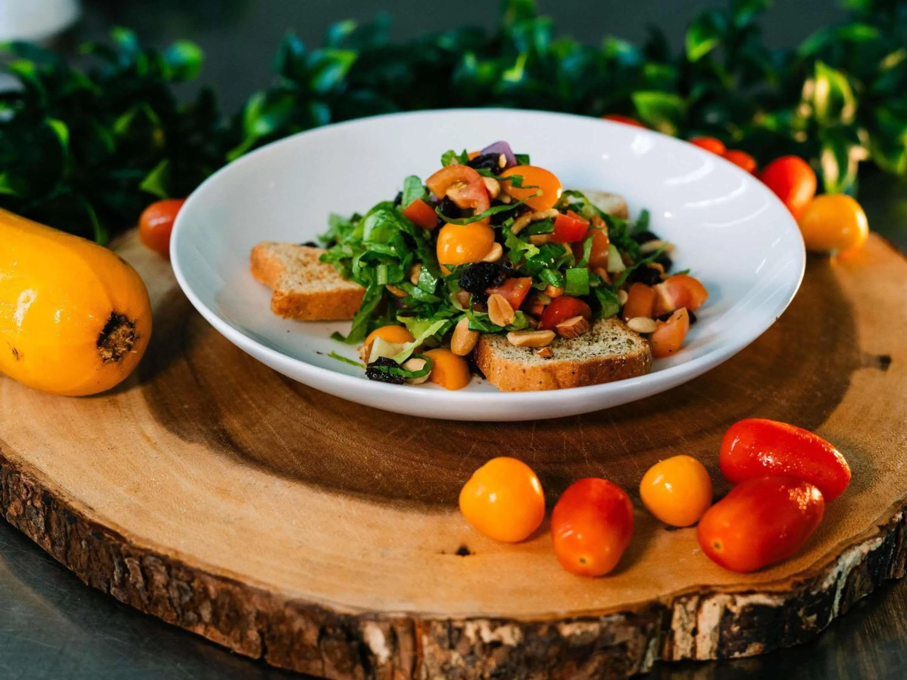 Restaurant/places to eat in ibis Cartagena Marbella