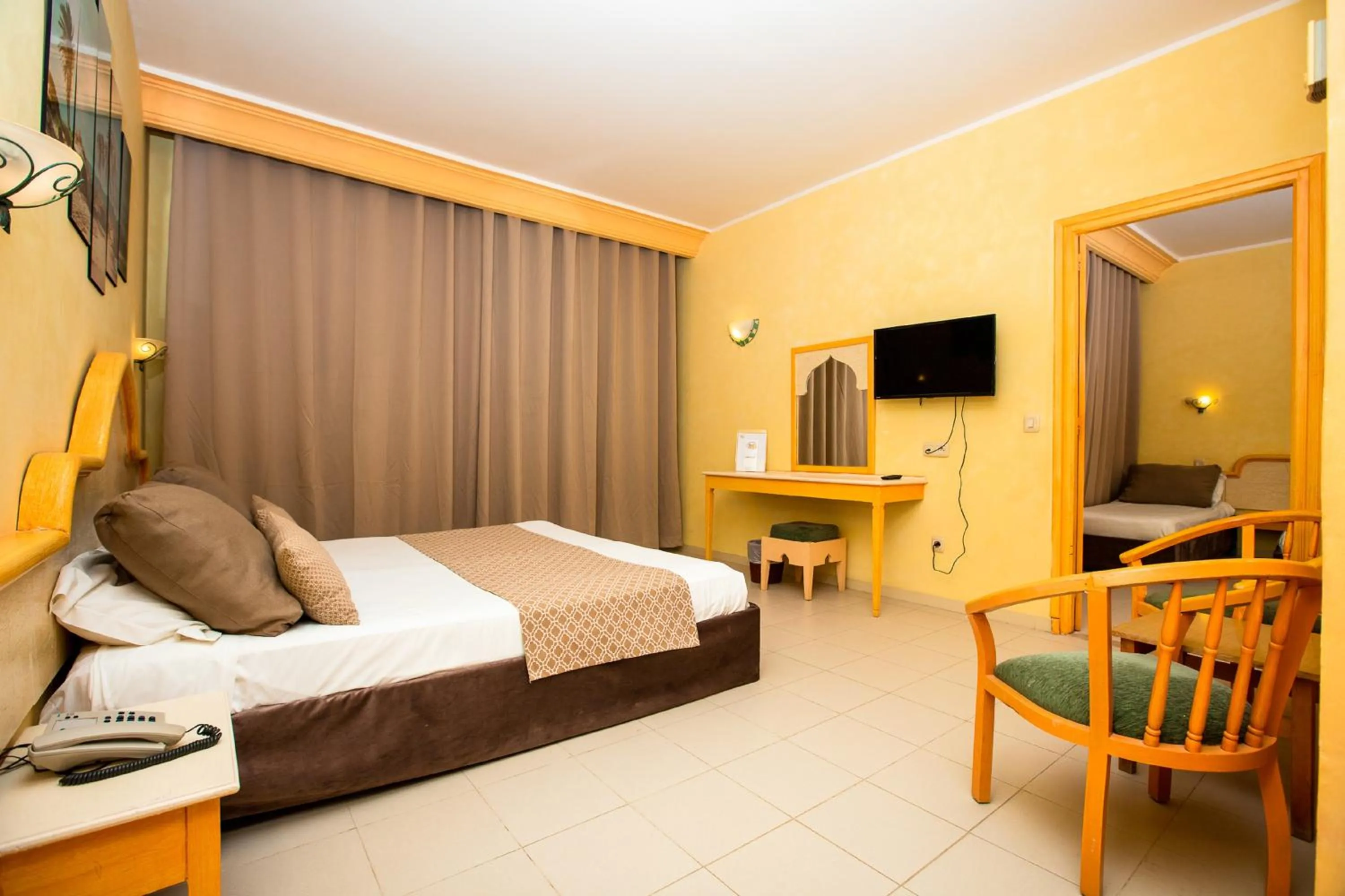 Bed in Djerba Castille- Family Only