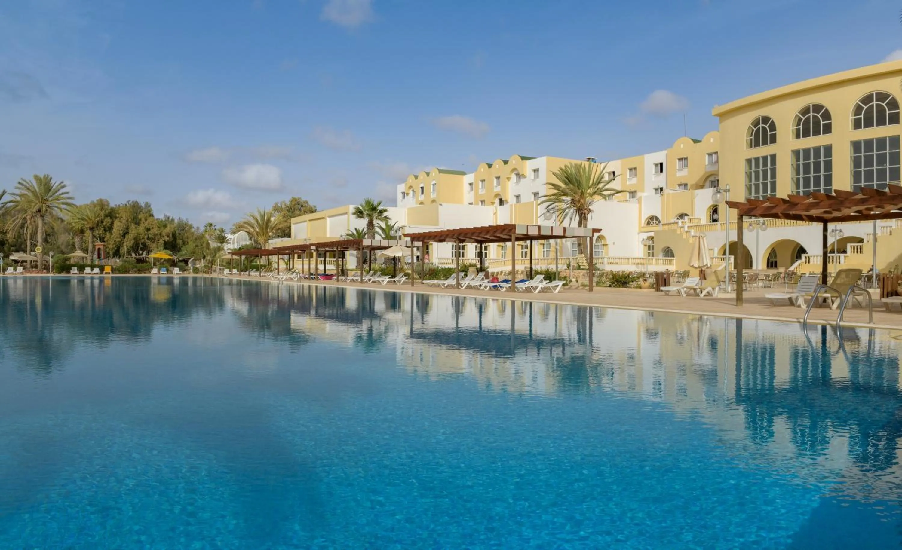 Swimming pool in Djerba Castille- Family Only