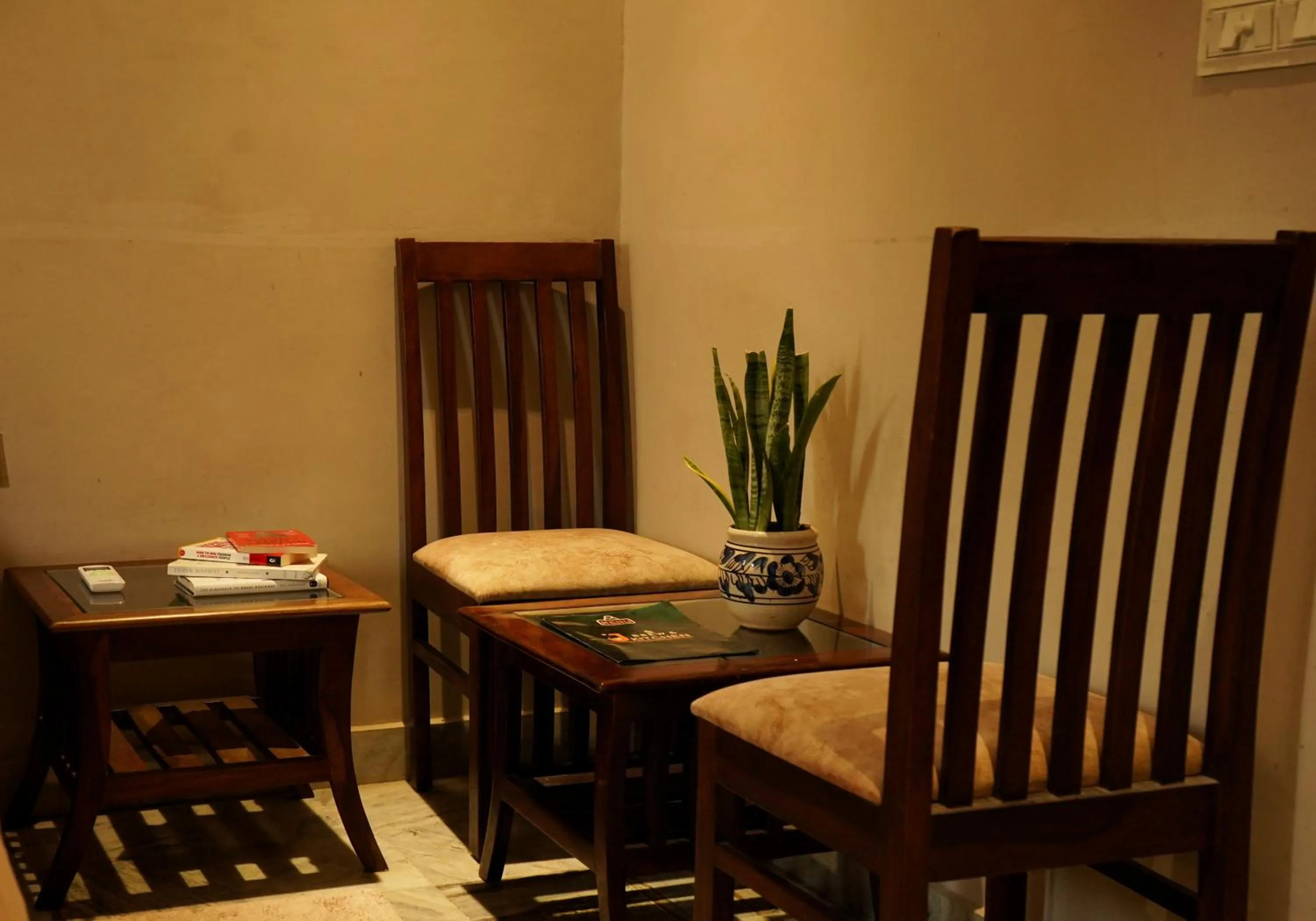 Seating area in J Startup House, Jaipur - C Scheme