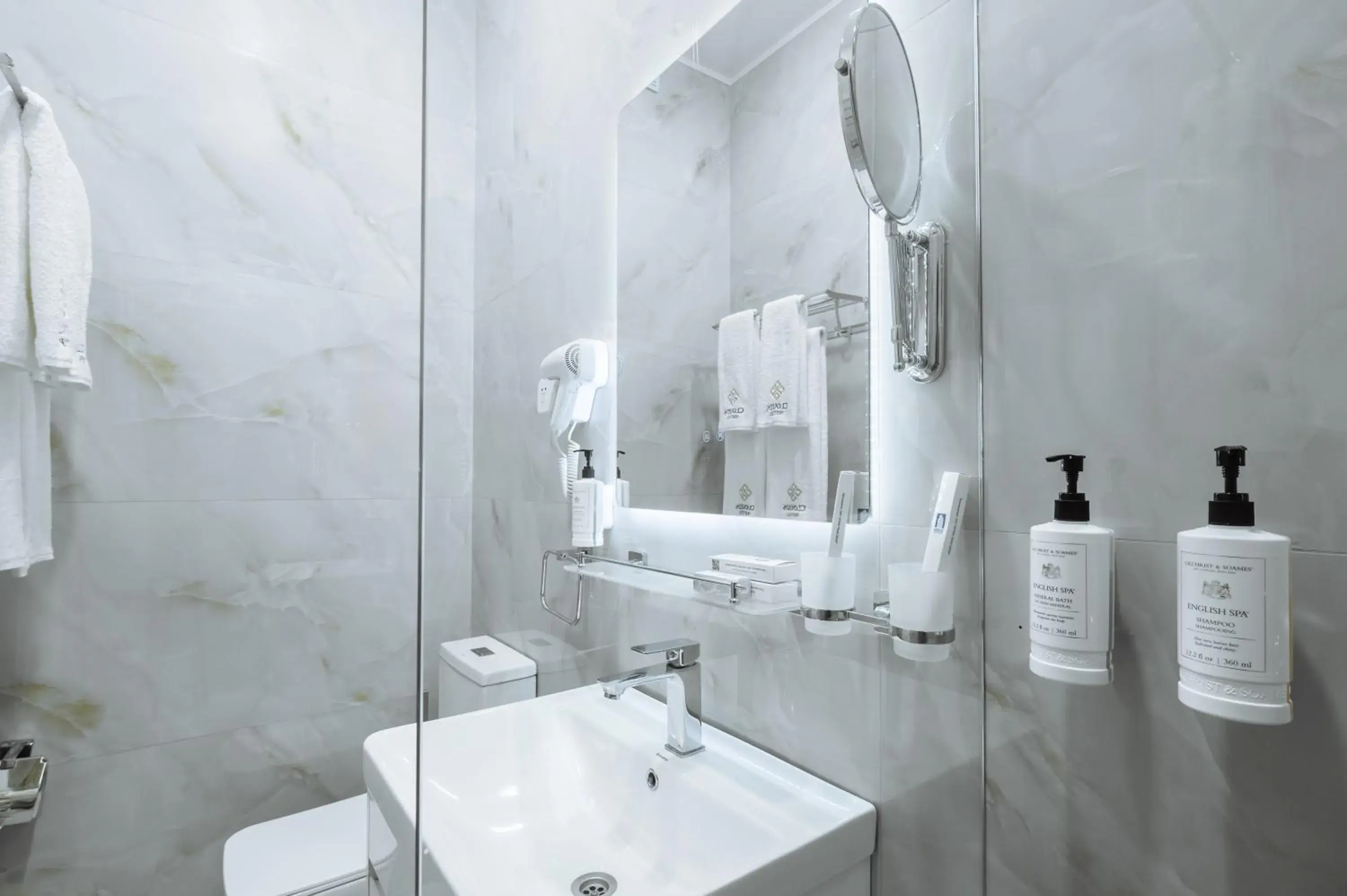 Standard Twin Room - single occupancy in Clouds Hotel Standard Twin Room - single occupancy in Clouds Hotel