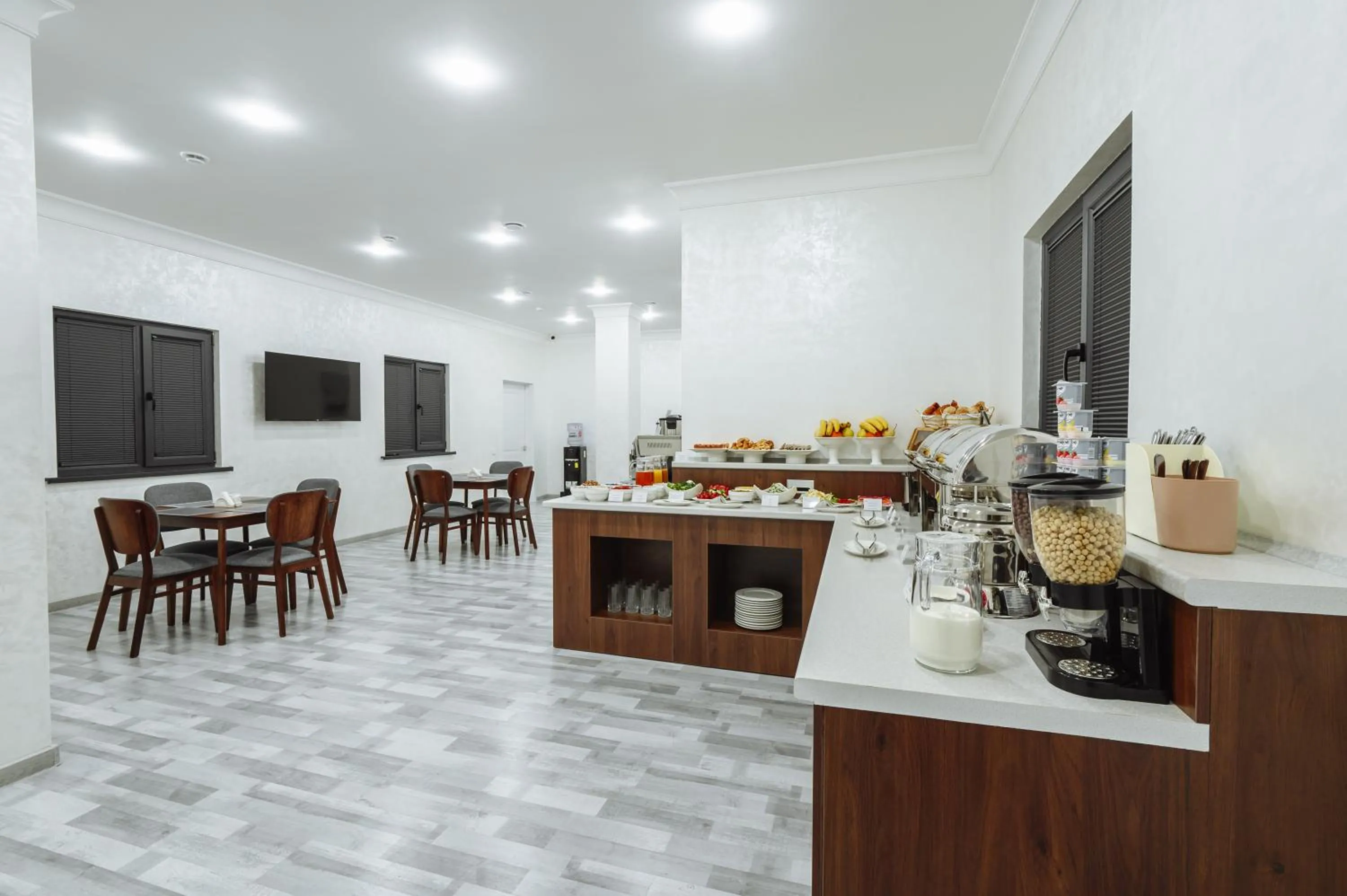 Kitchen or kitchenette in Clouds Hotel