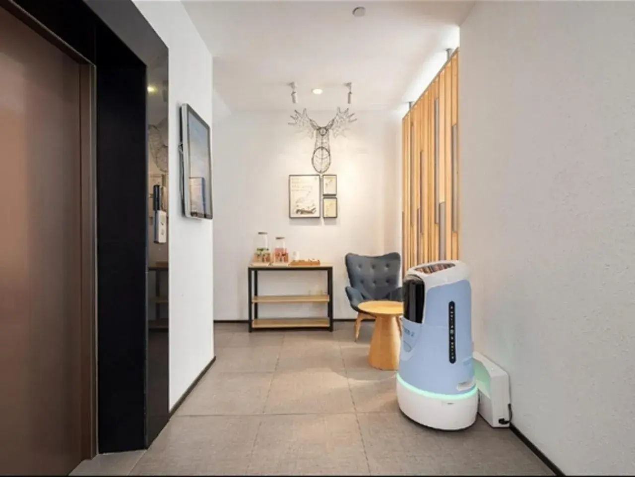 Lobby or reception in Hanting Shanghai Zhoupu Metro Subway Hotel Lobby or reception in Hanting Shanghai Zhoupu Metro Subway Hotel