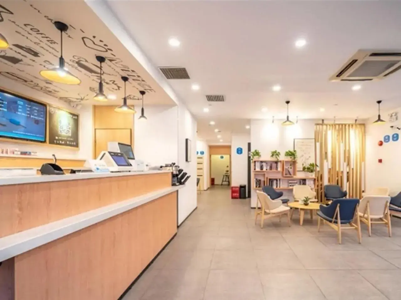 Lobby or reception in Hanting Shanghai Zhoupu Metro Subway Hotel Lobby or reception in Hanting Shanghai Zhoupu Metro Subway Hotel