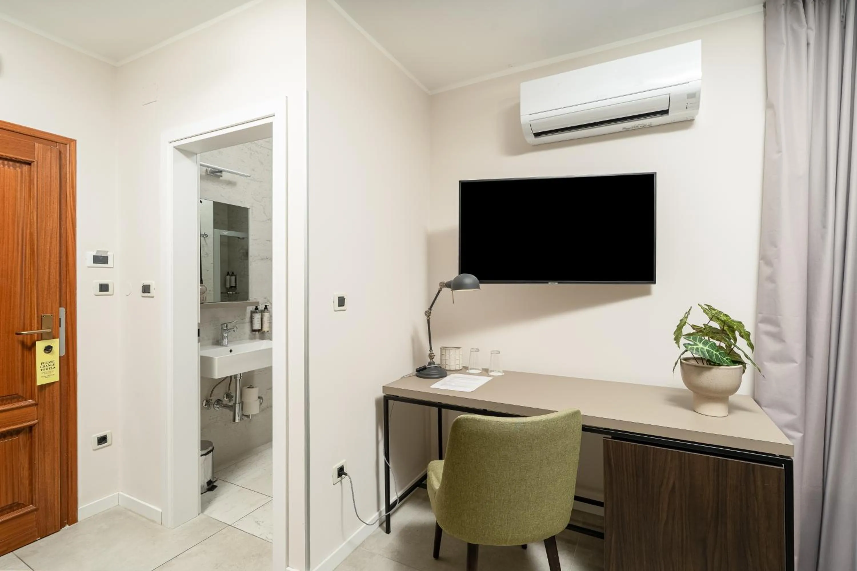 TV and multimedia in Al Porto Suites - NEW!