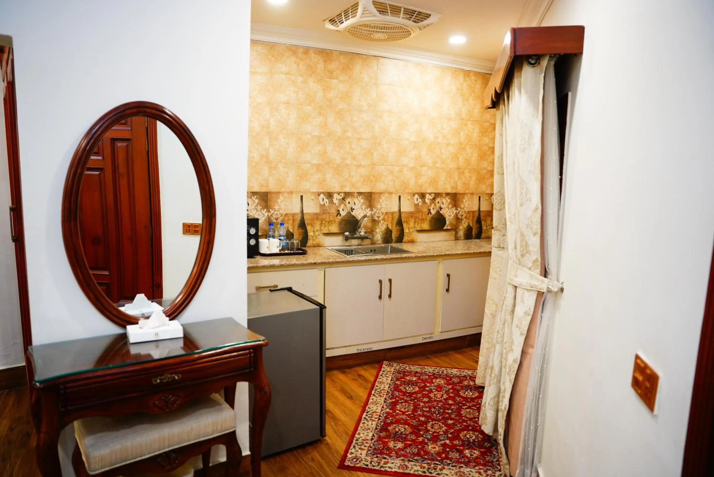 Khattak Lodges Murree