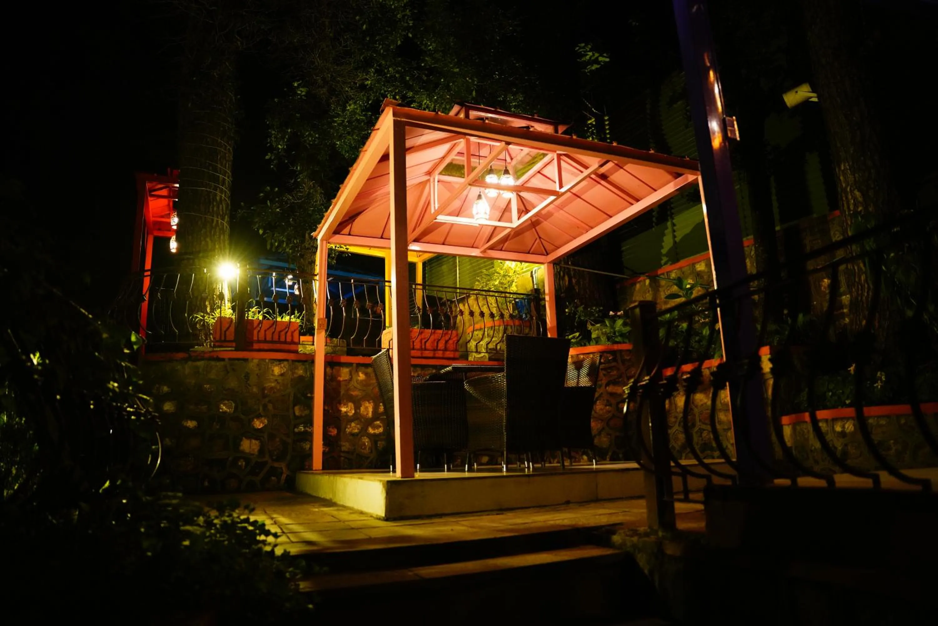 Khattak Lodges Murree