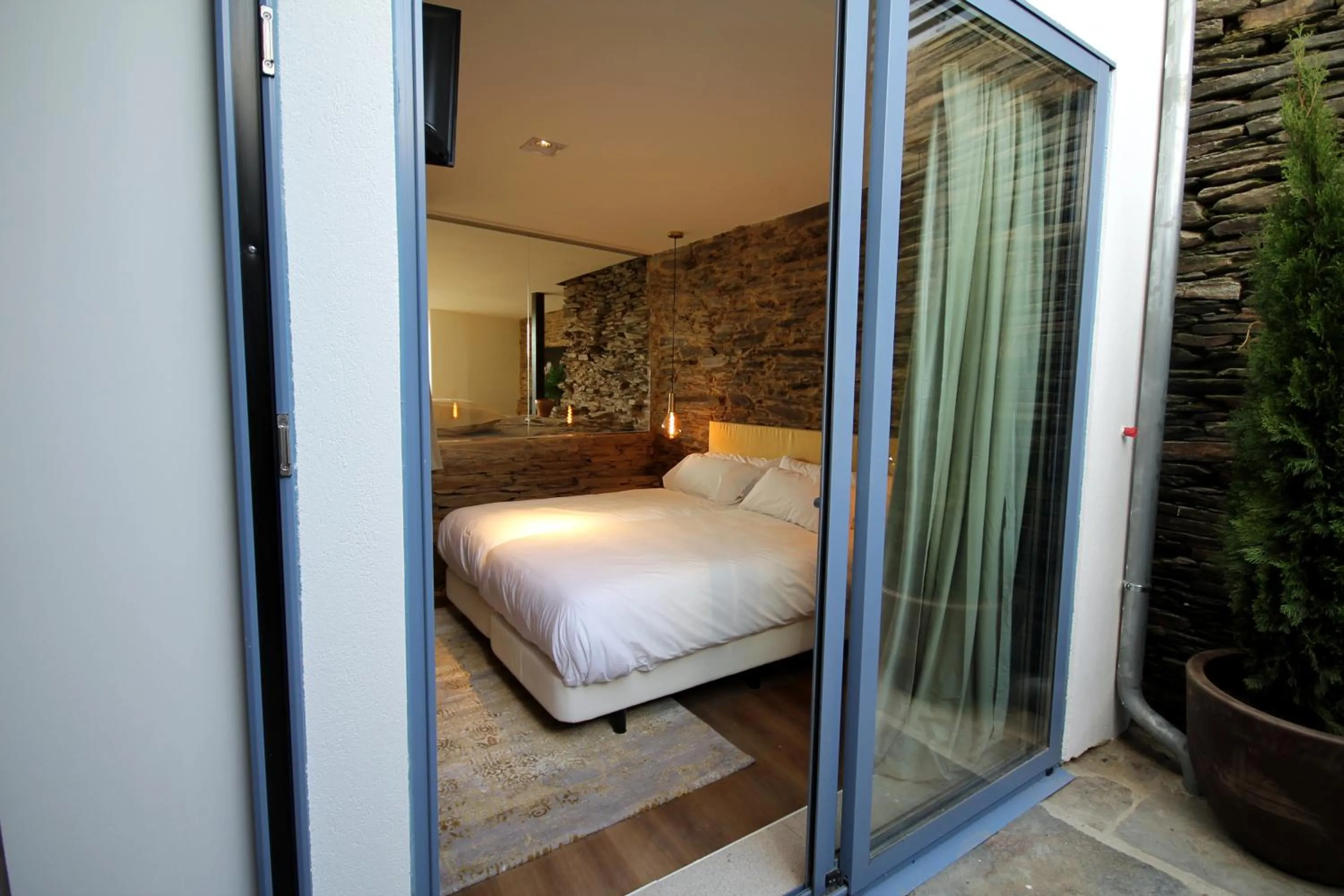 Two-Bedroom Superior Apartment - single occupancy in Hotel Apartamentos Casas da Fortaleza