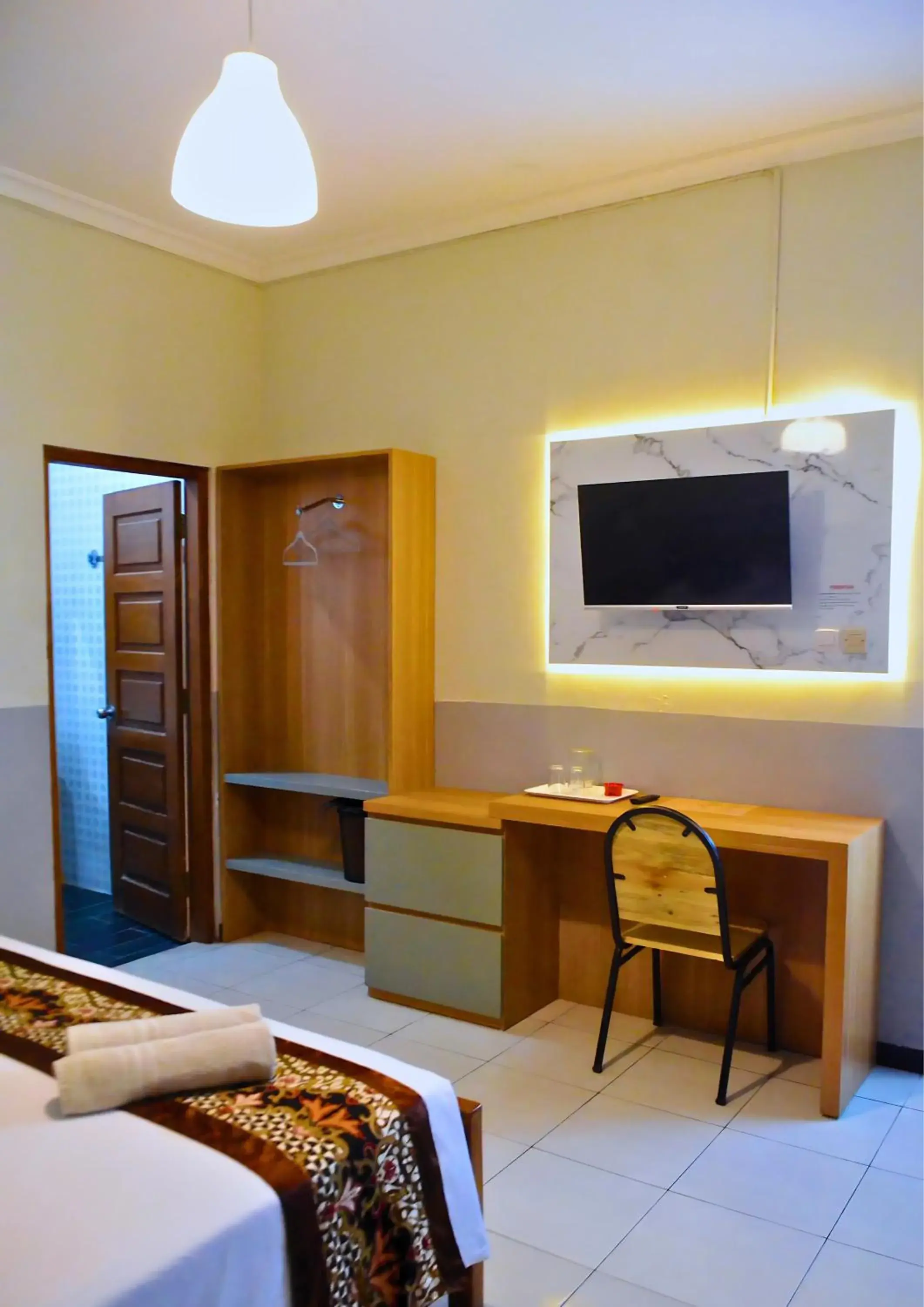 Double Room with Garden View in Wisma Anugerah Double Room with Garden View in Wisma Anugerah