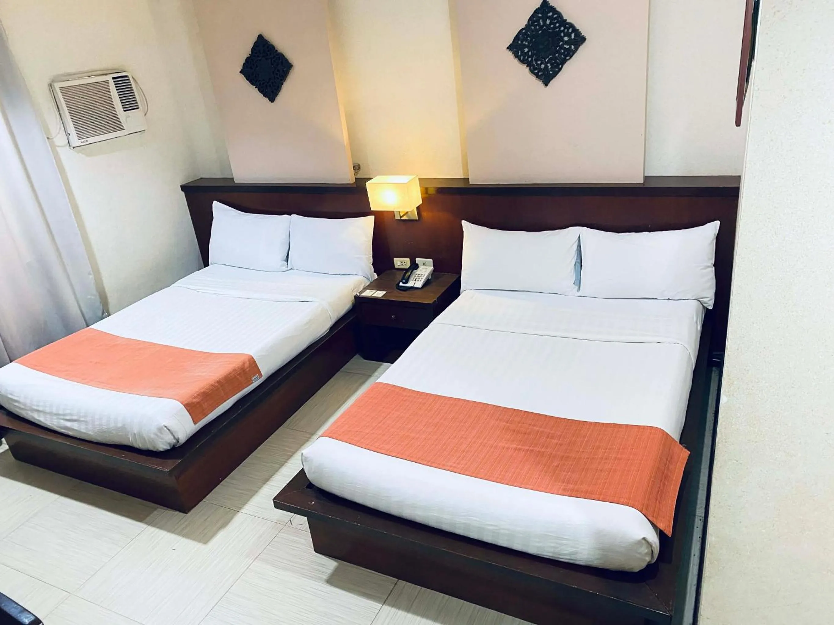 Roxas Midtown Hotel