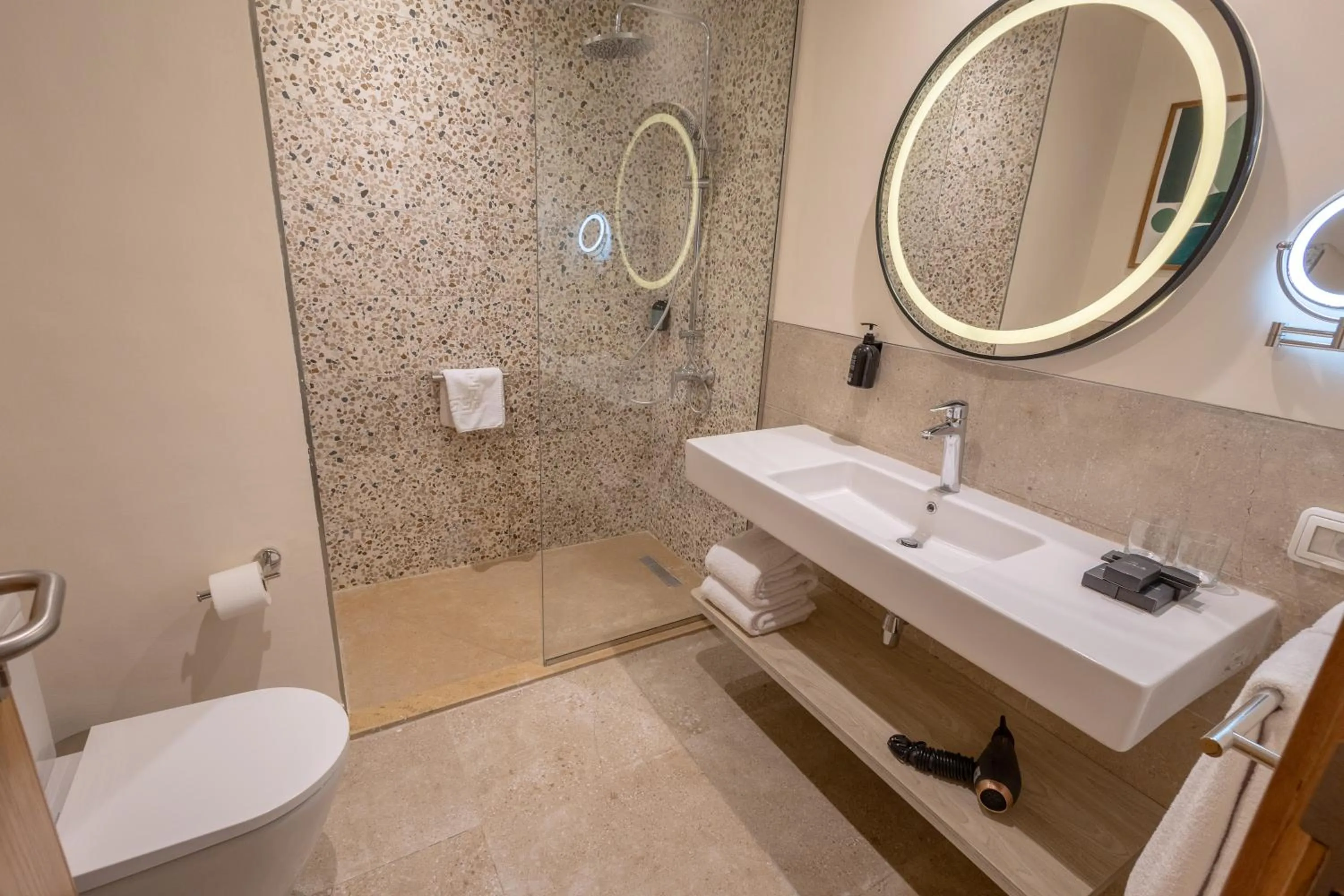 Bathroom in The Kaktus Somabay