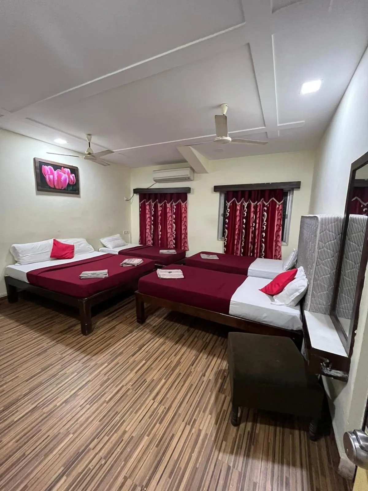 Bed in Hotel City Comfort