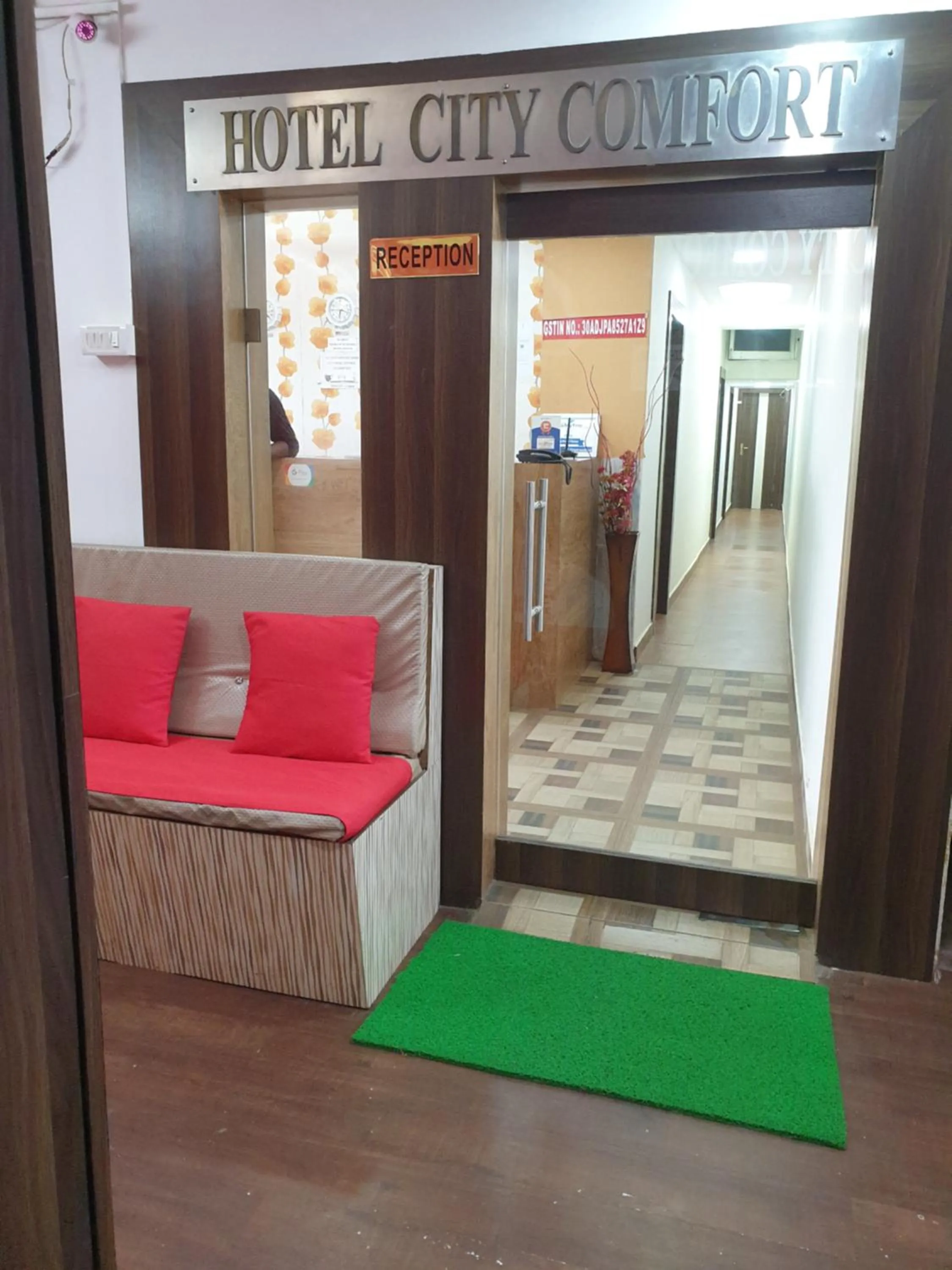 Seating area in Hotel City Comfort