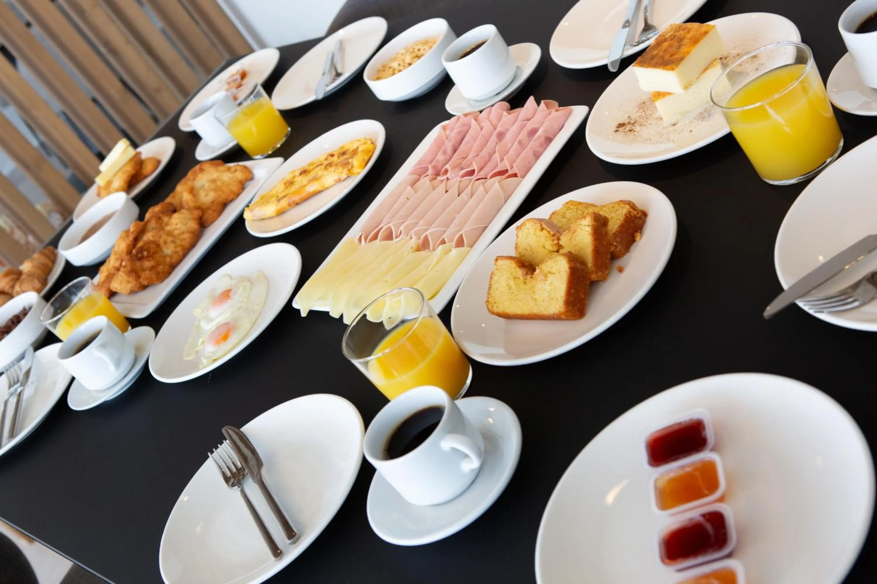 Trinasus Hotel