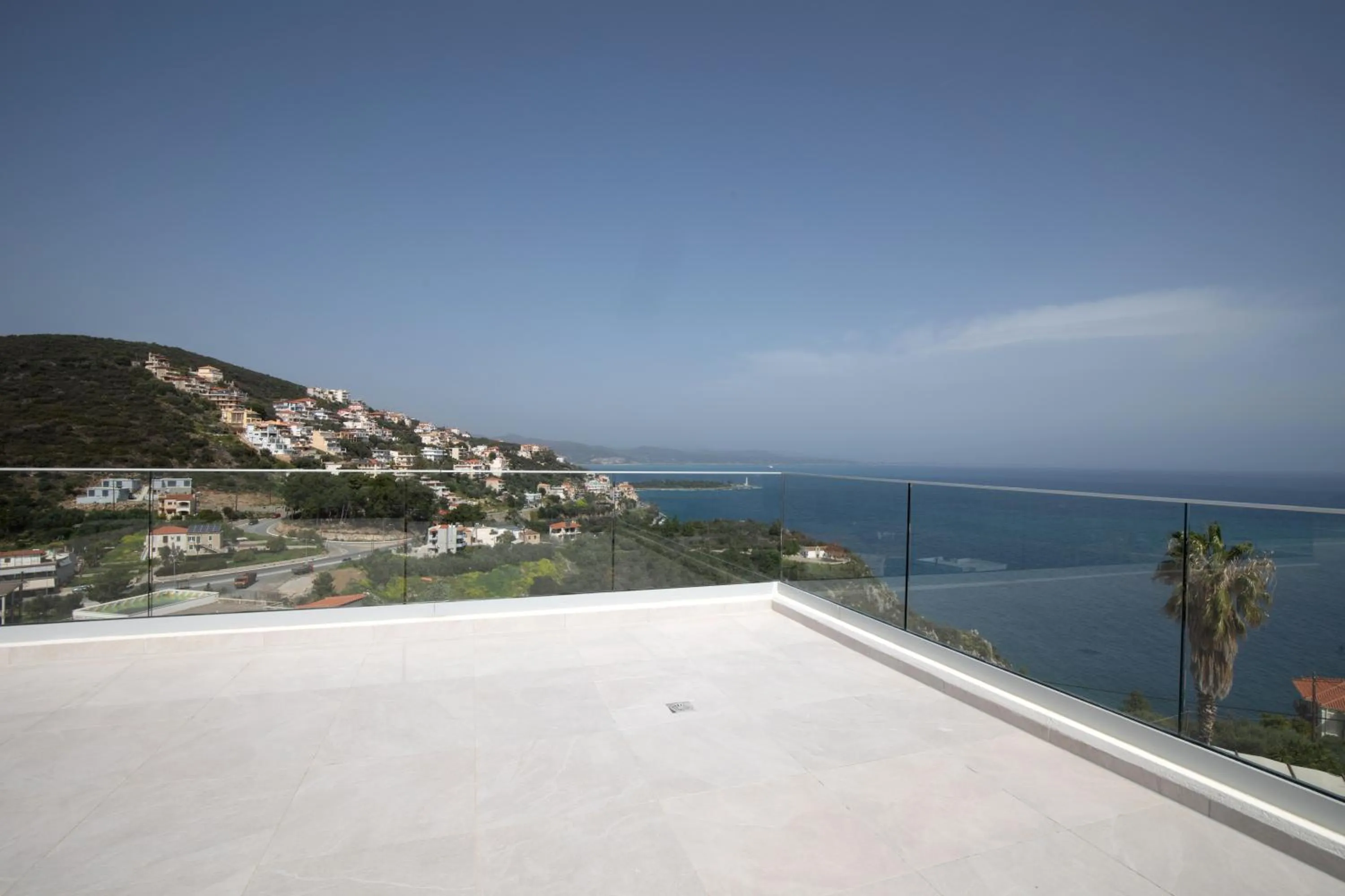 Trinasus Hotel