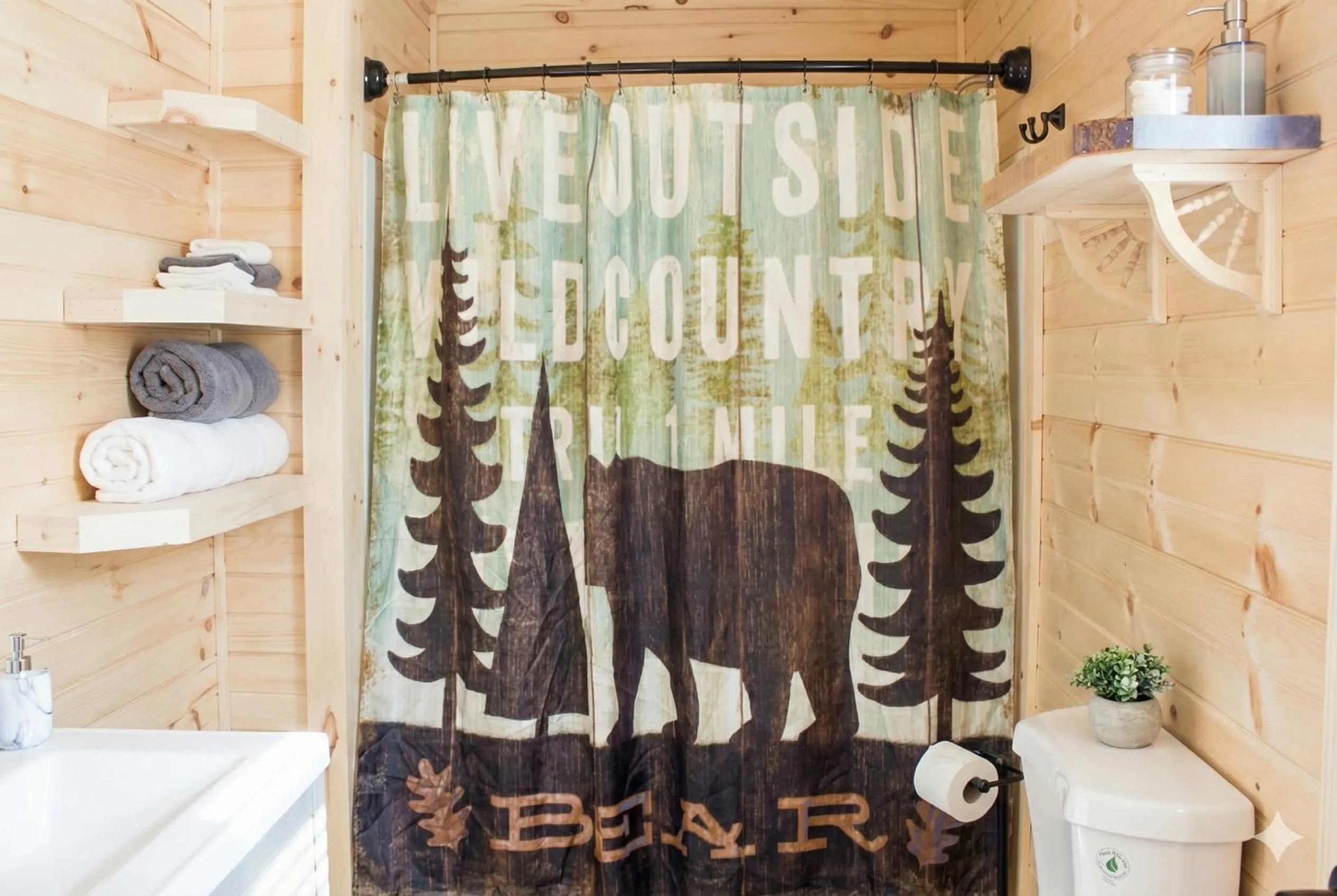 The Sundowner on Lake George