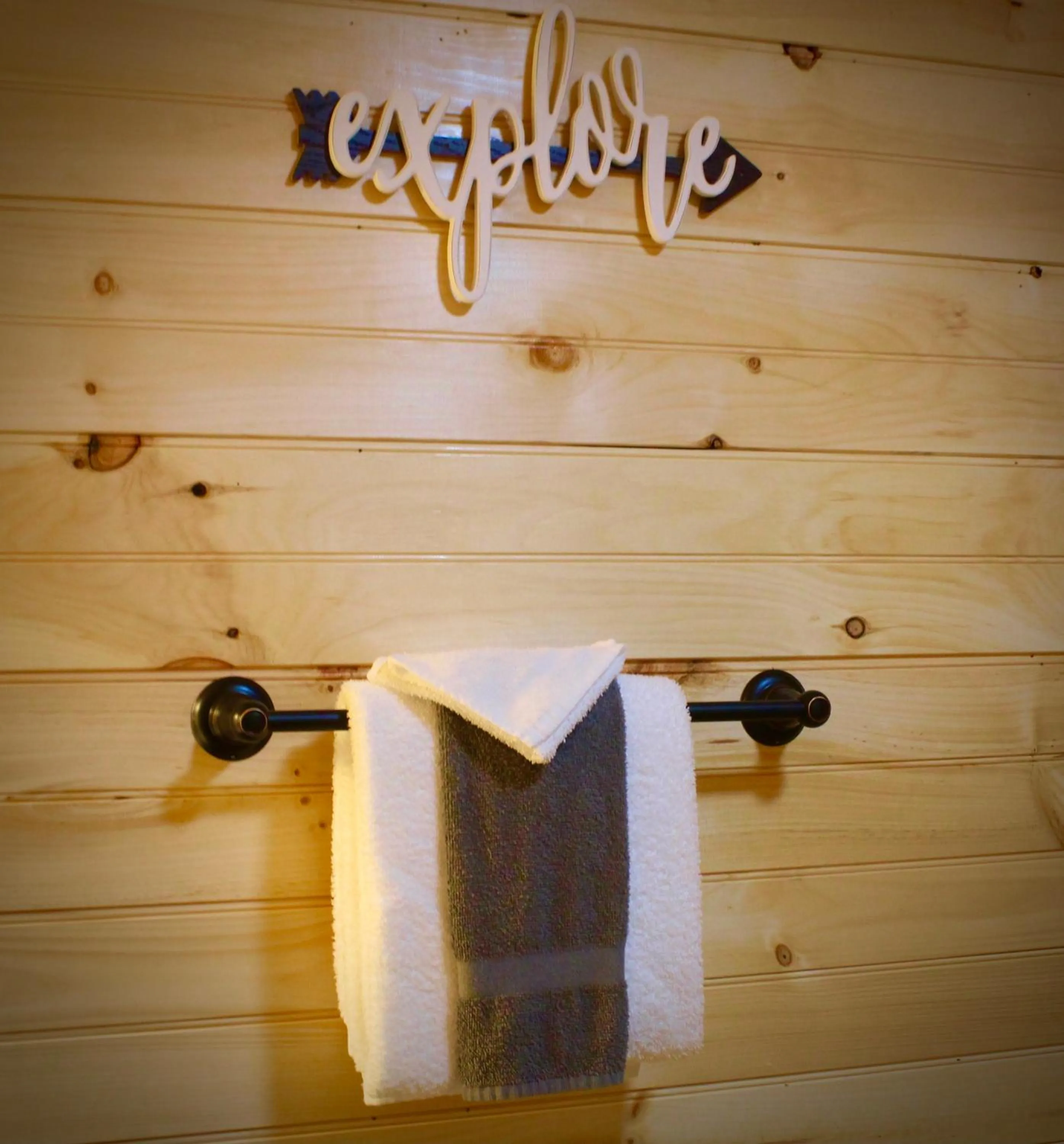 The Sundowner on Lake George