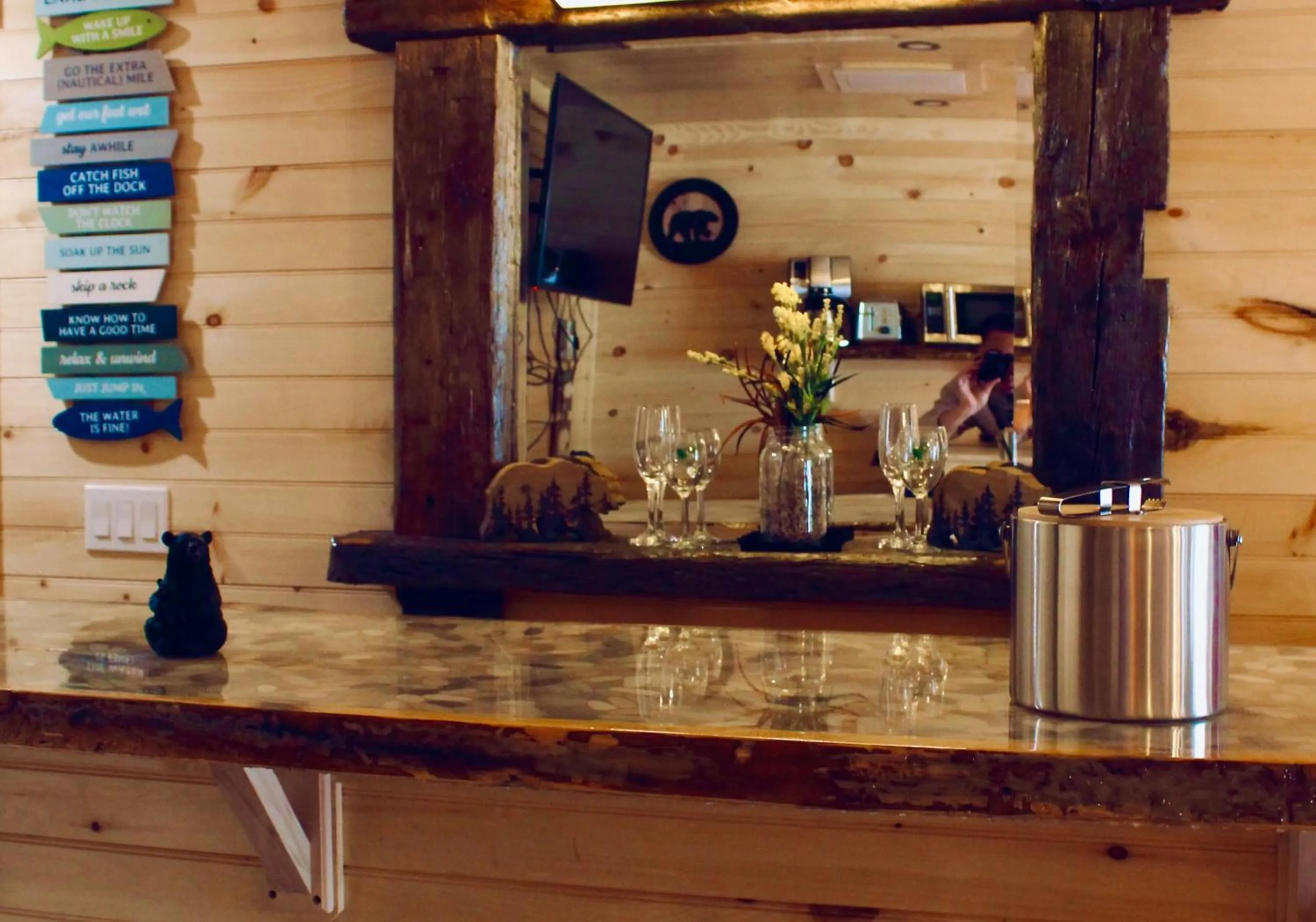 The Sundowner on Lake George