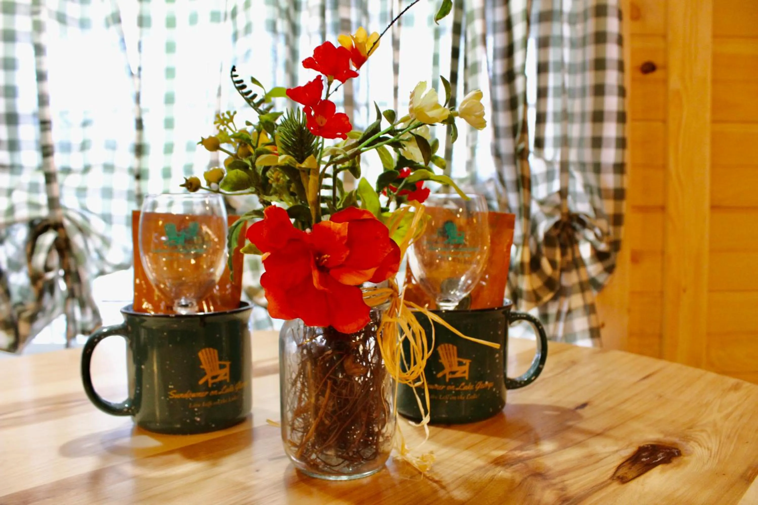 The Sundowner on Lake George