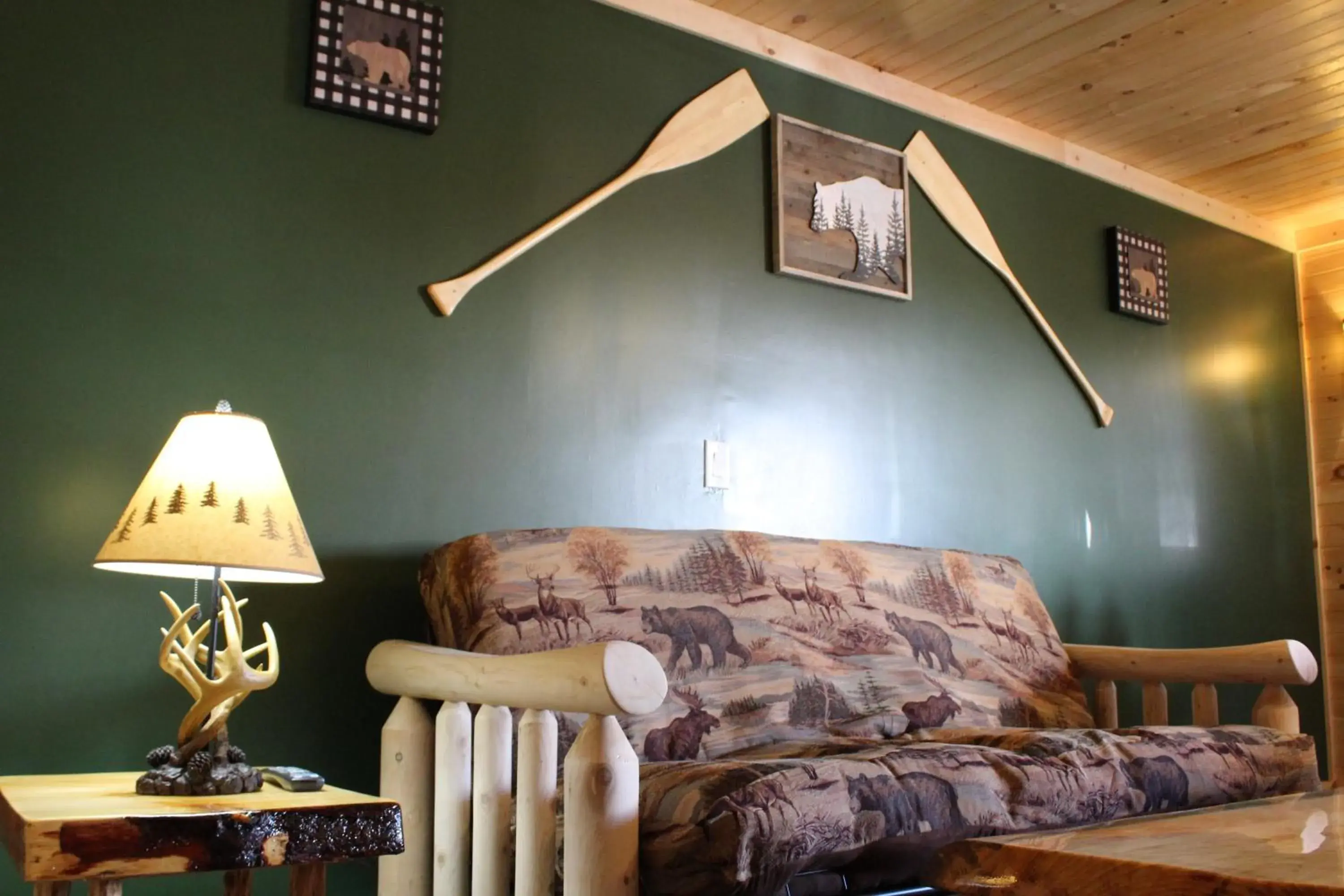 Queen Suite in The Sundowner on Lake George Queen Suite in The Sundowner on Lake George