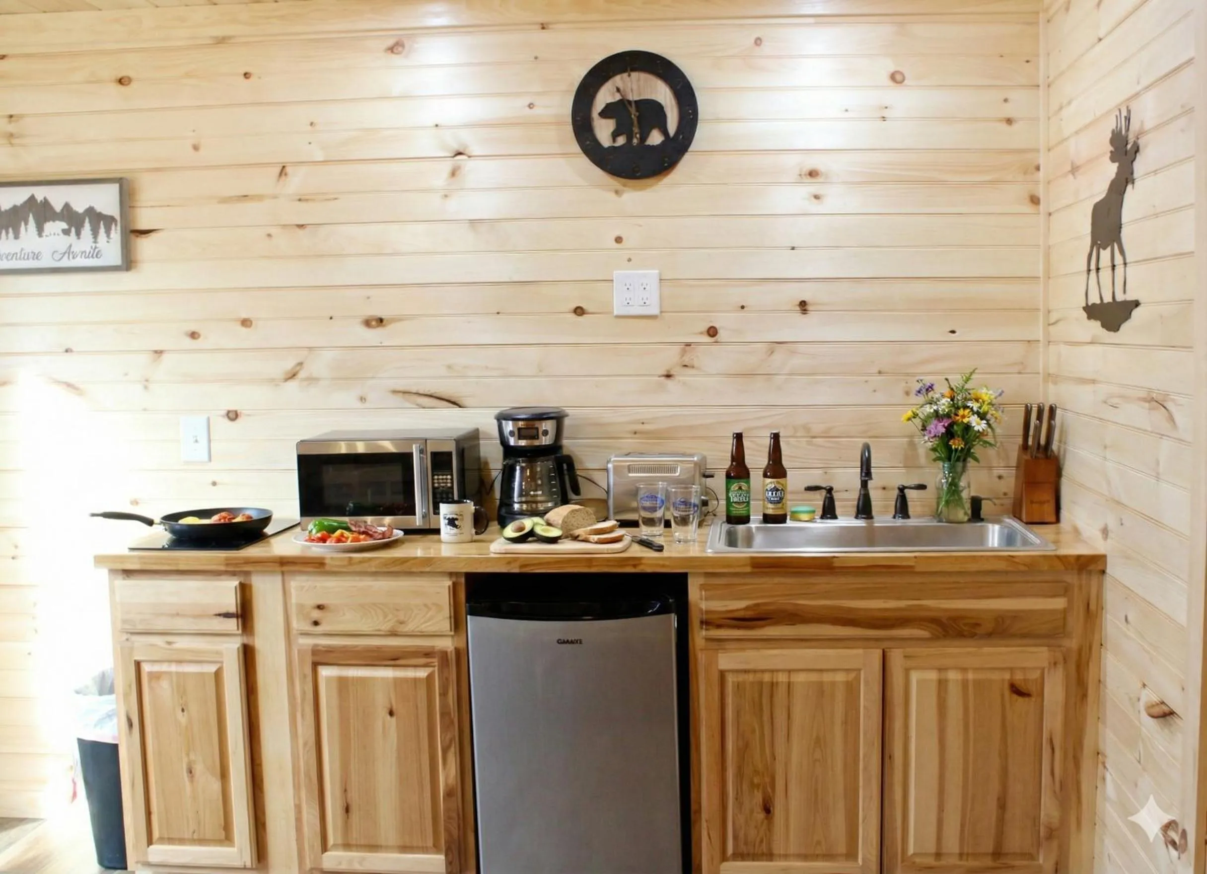 The Sundowner on Lake George